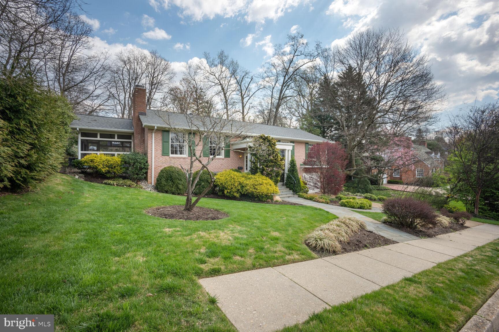 SHIRLEY WOODS - Residential