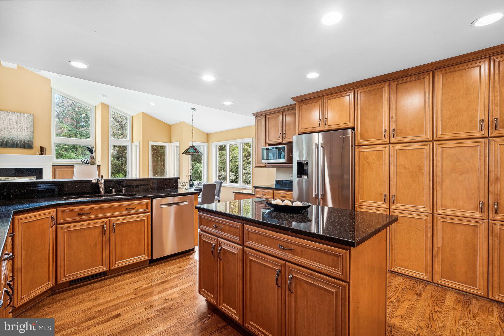 SHIRLEY WOODS - Residential