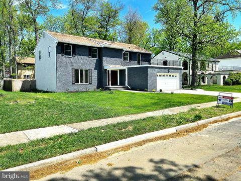 2 CLARK DRIVE CHERRY HILL NJ 08034