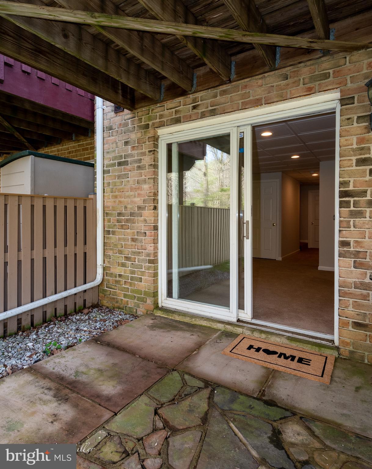 HUNTERS RUN - Residential