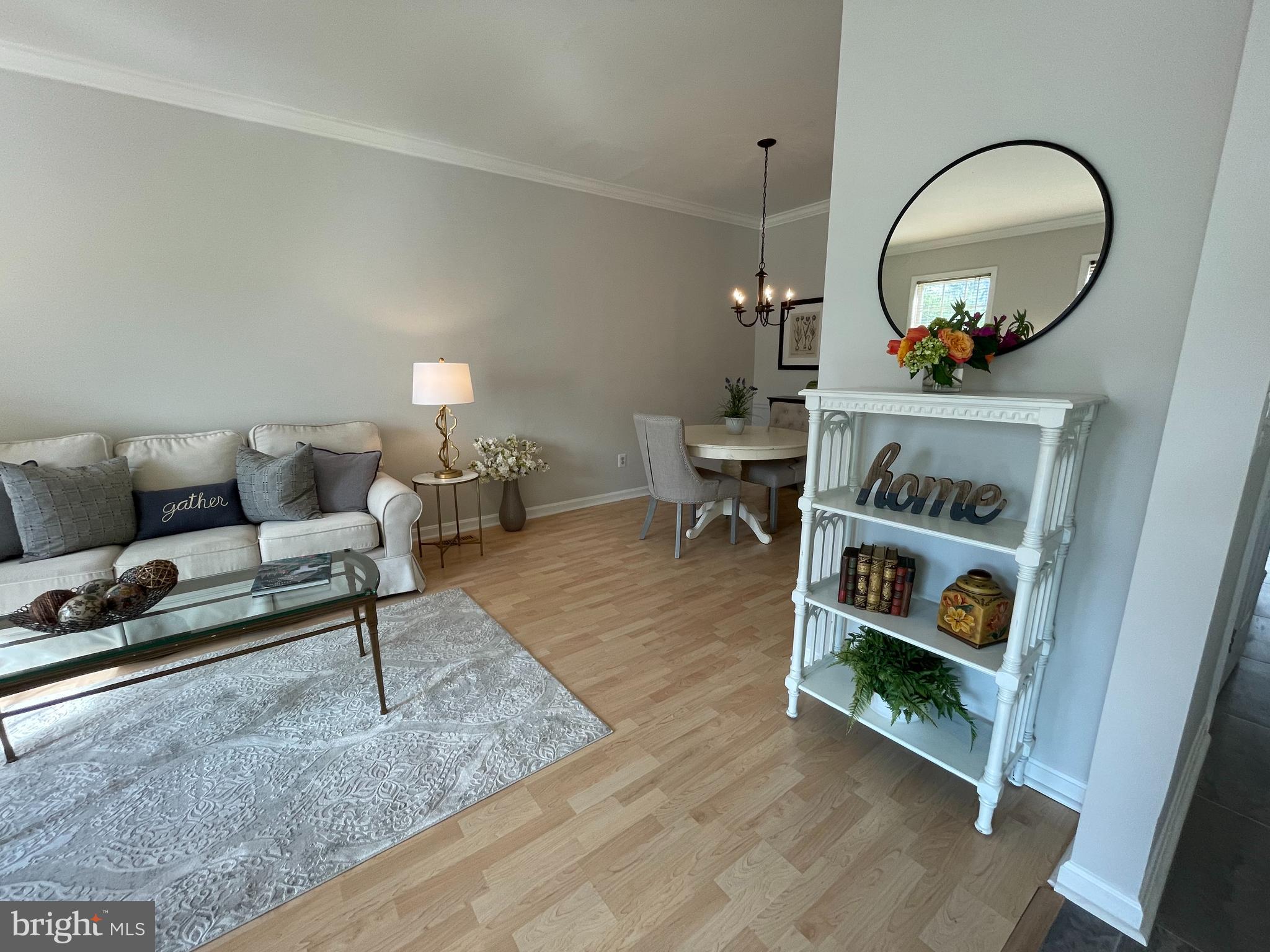 HUNTERS RUN - Residential