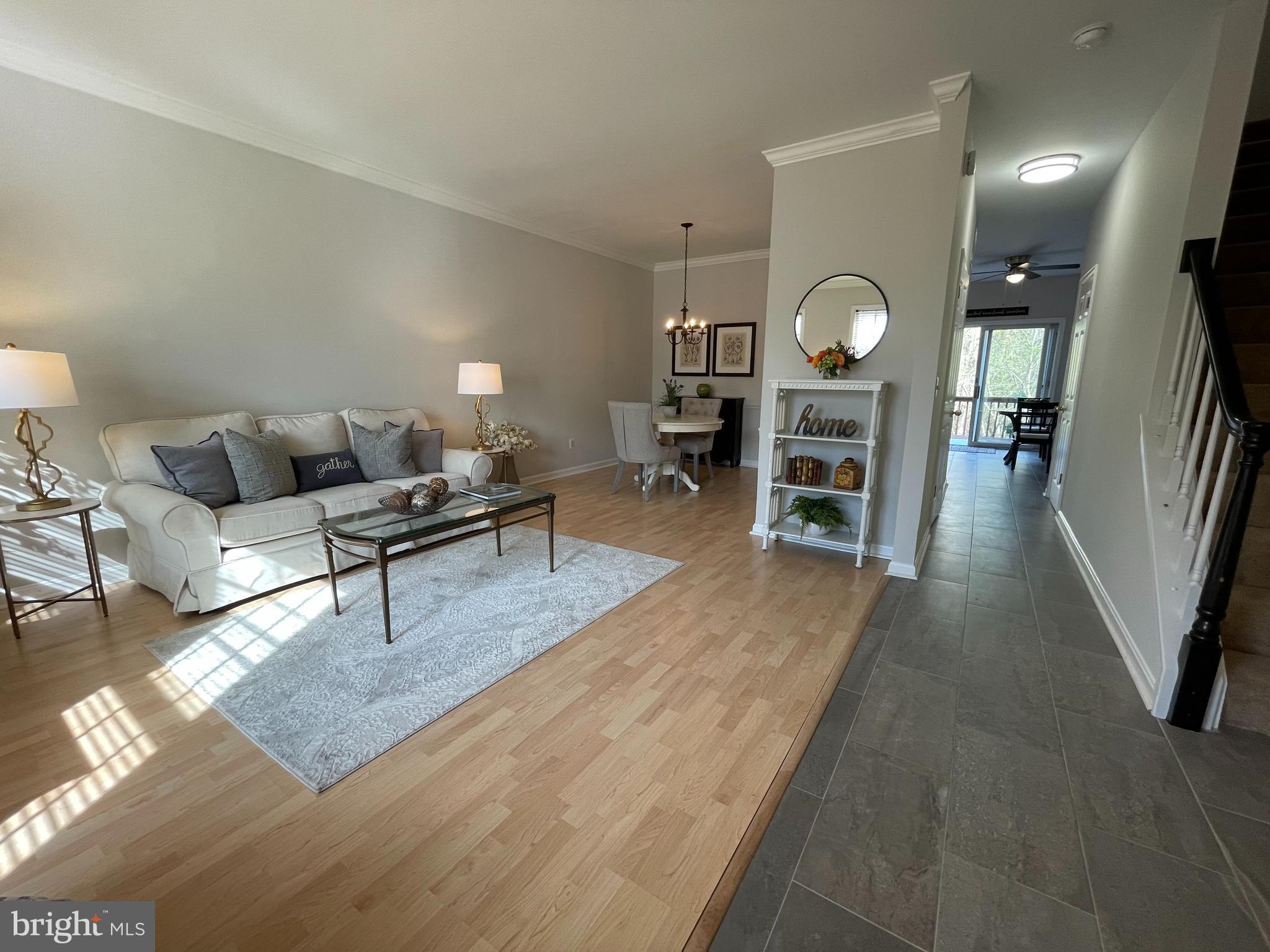 HUNTERS RUN - Residential