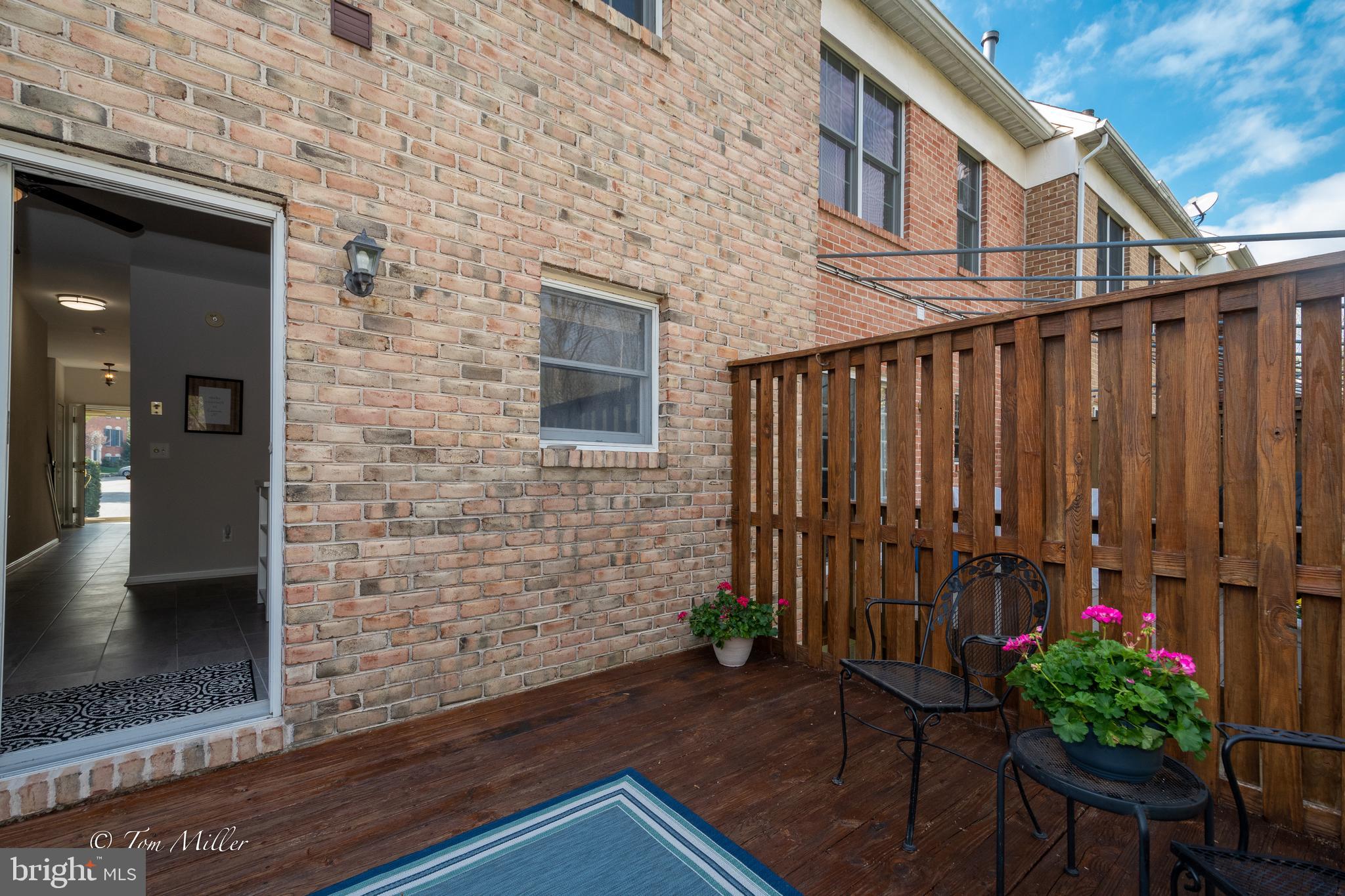 HUNTERS RUN - Residential