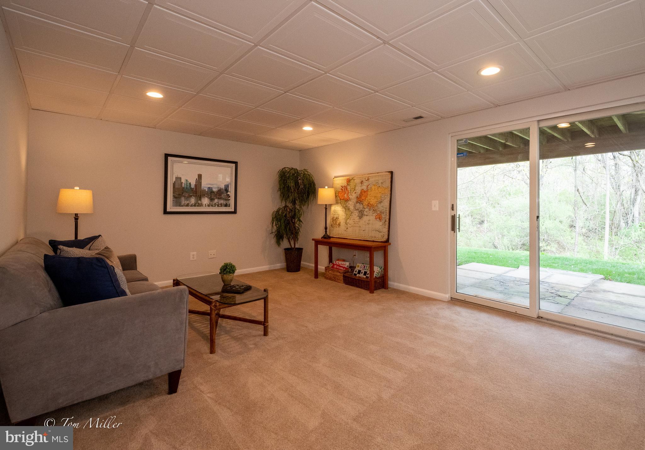 HUNTERS RUN - Residential