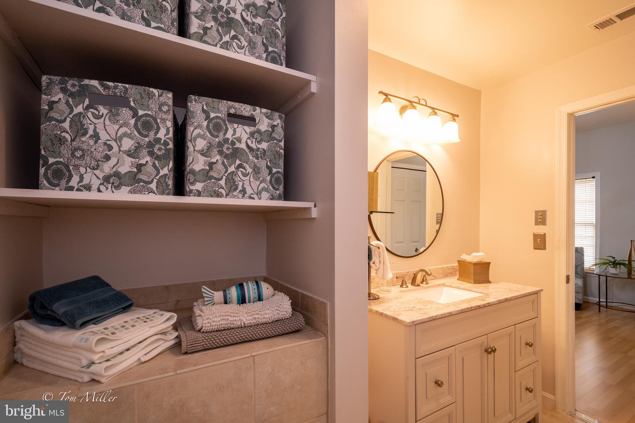 HUNTERS RUN - Residential