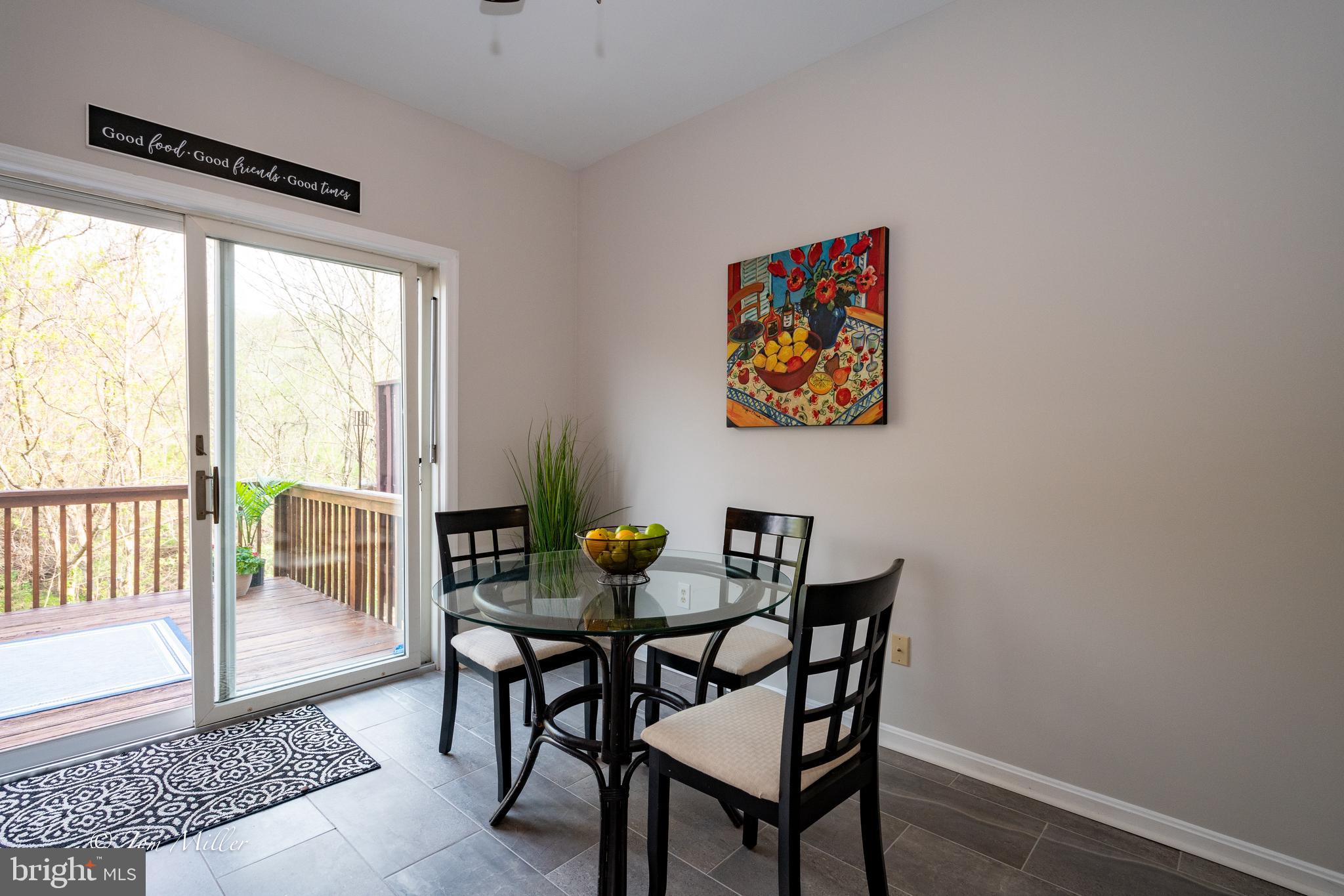 HUNTERS RUN - Residential