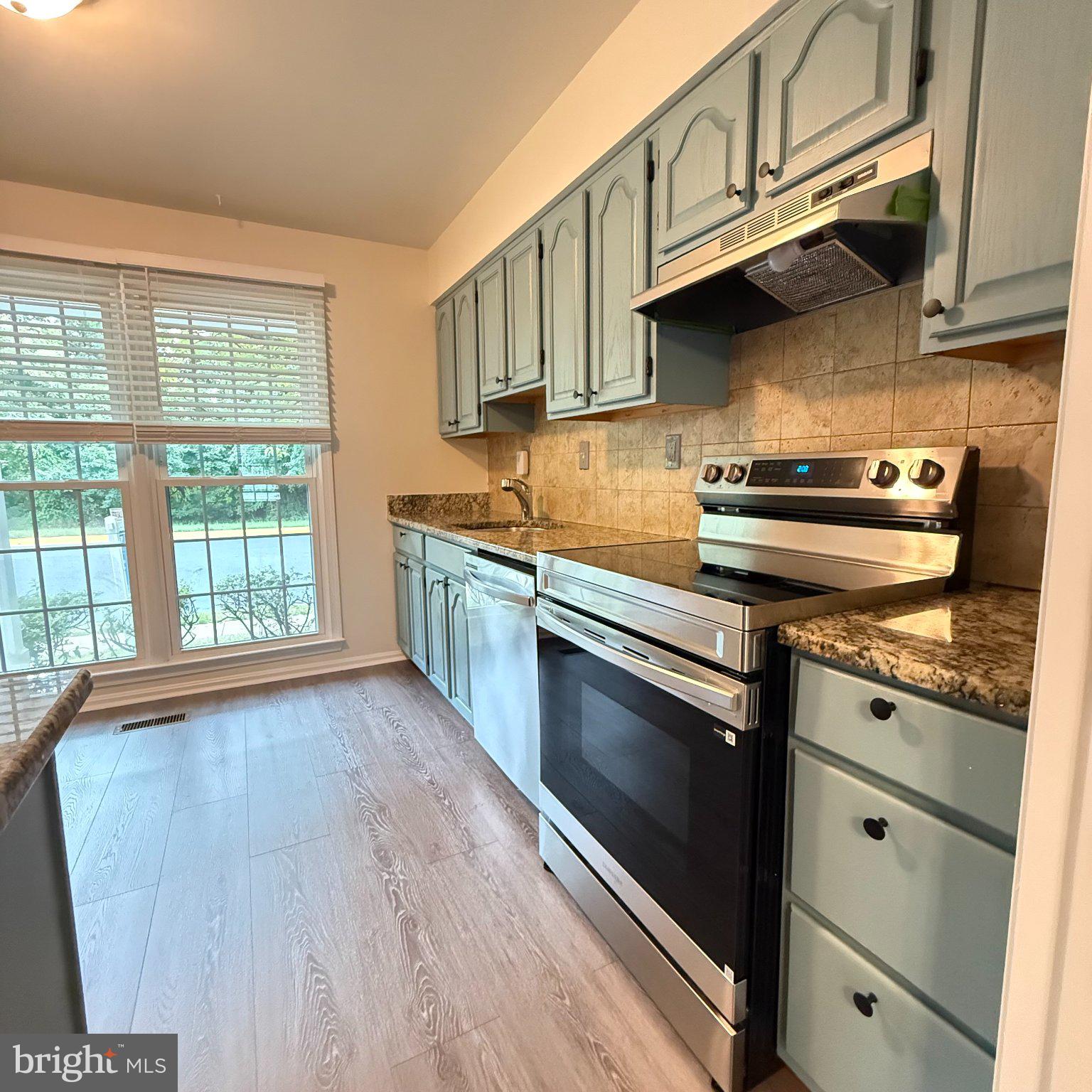 12914 LOCKLEVEN LANE