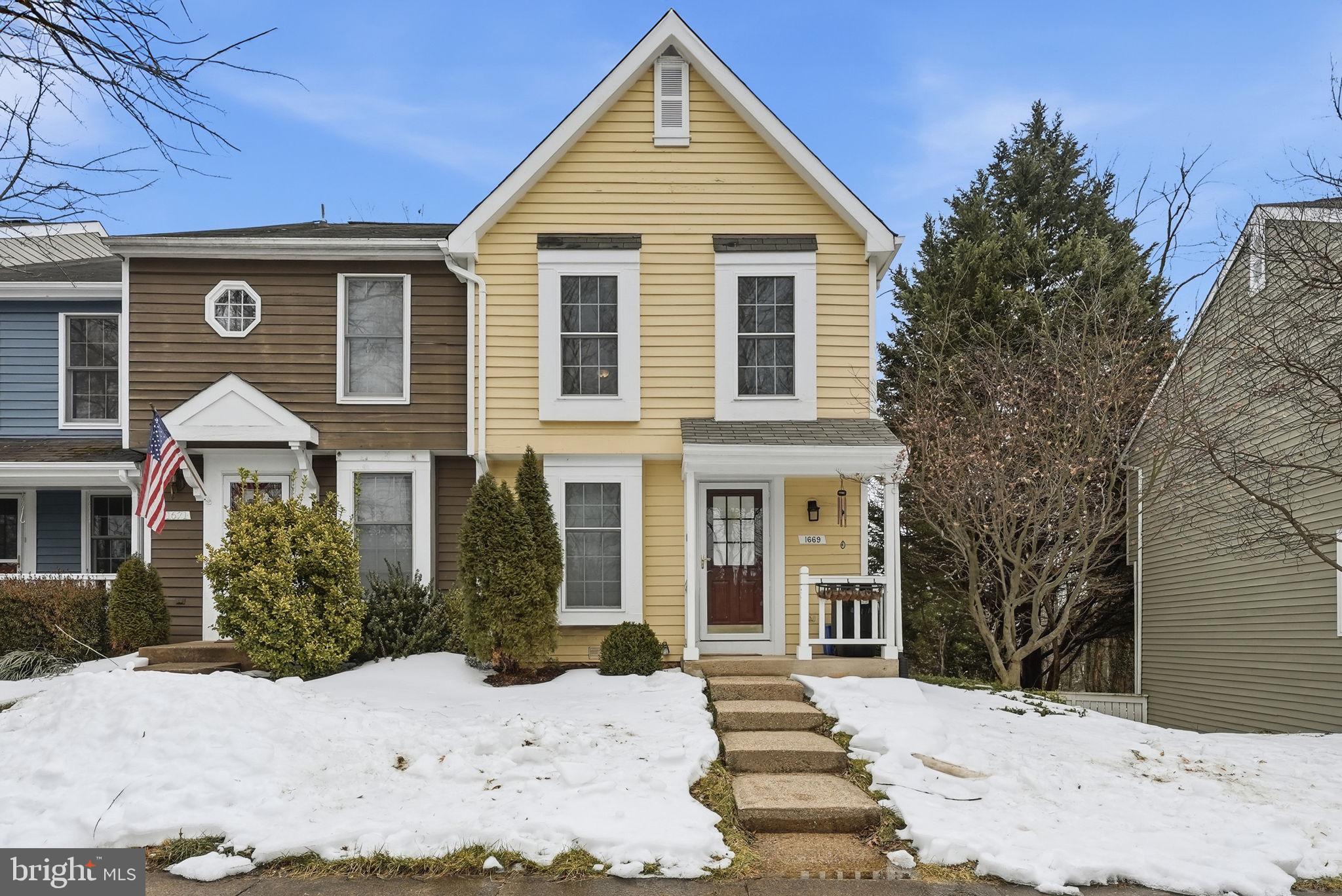 BIRCHFIELD WOODS - Residential