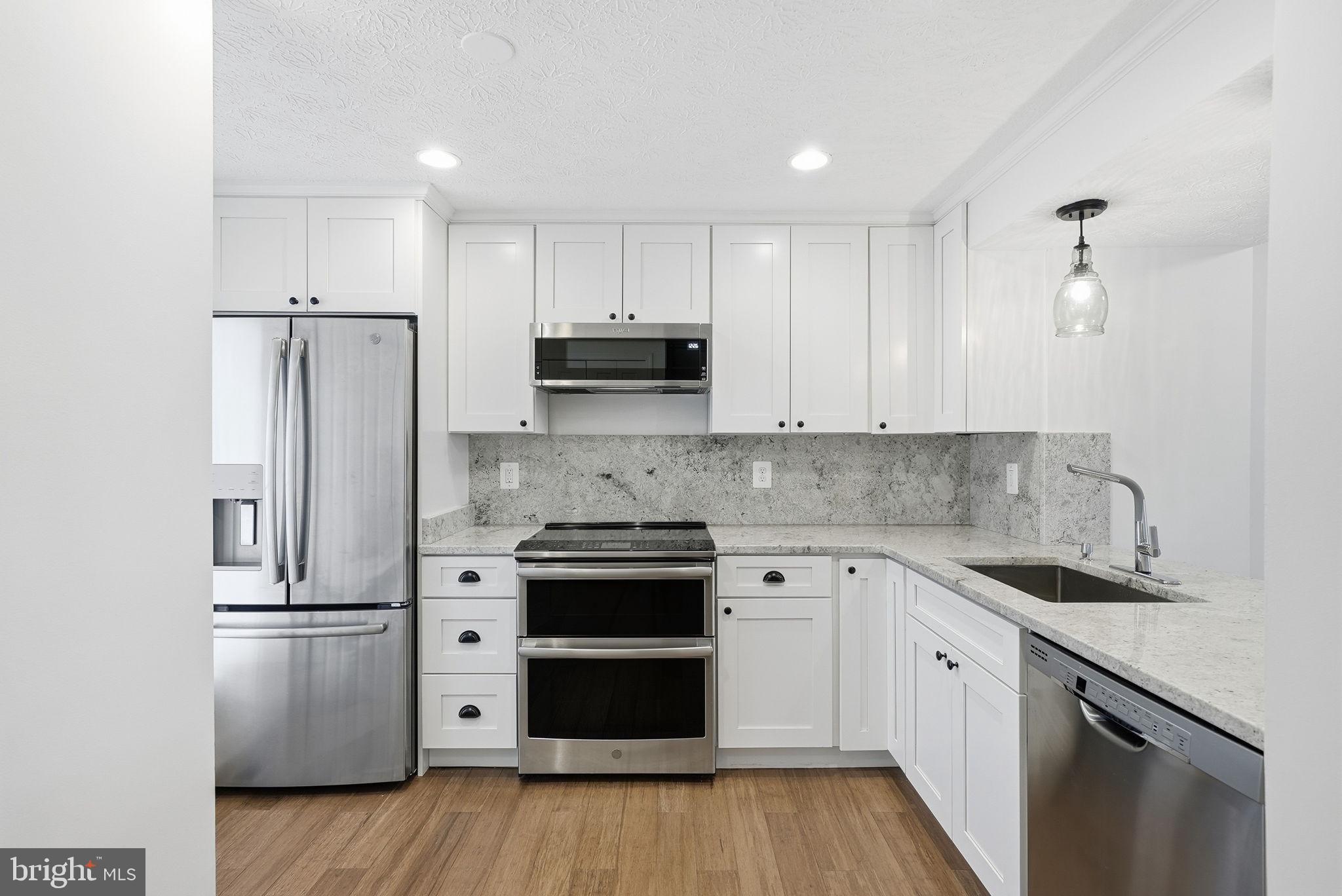 BIRCHFIELD WOODS - Residential