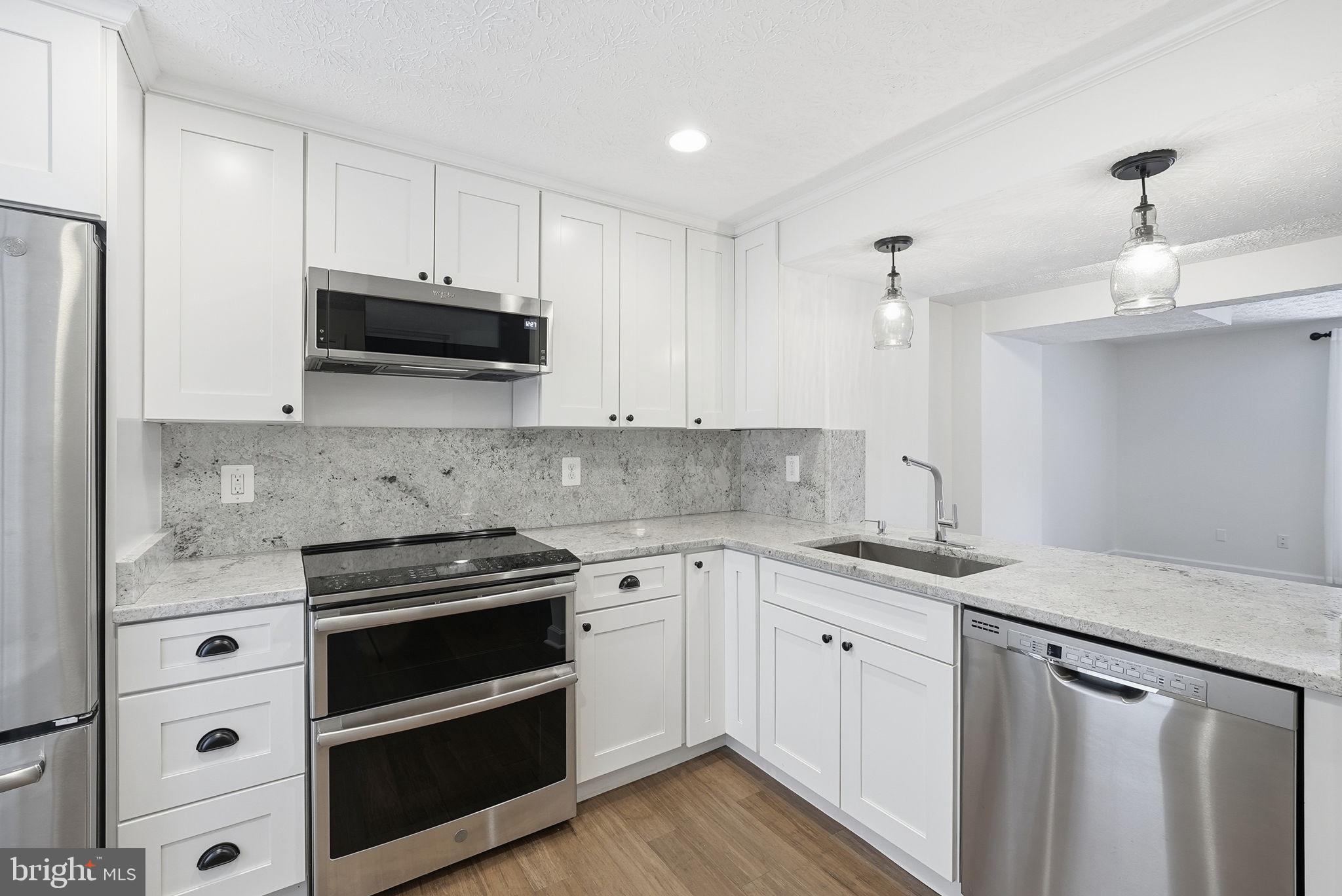 BIRCHFIELD WOODS - Residential