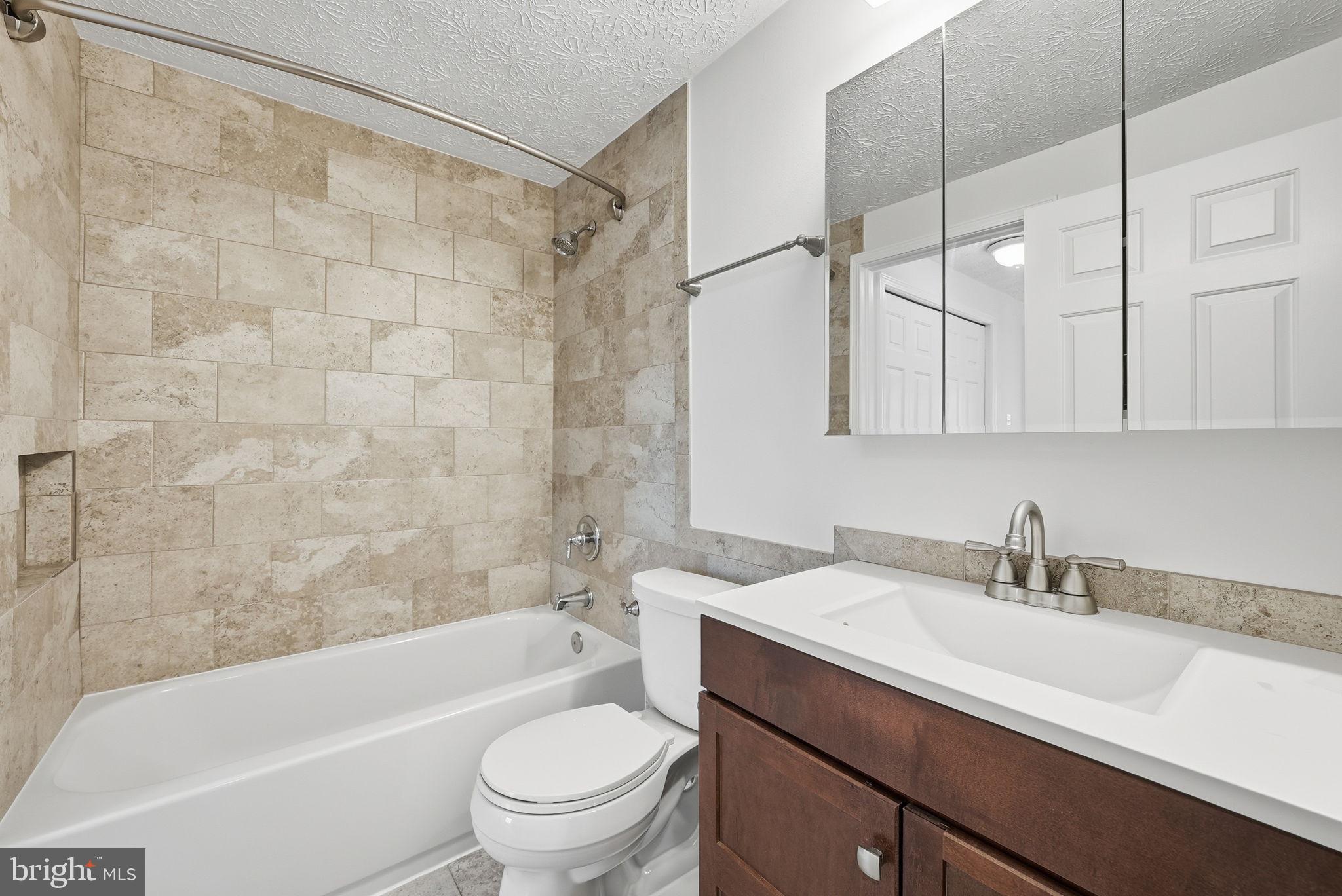 BIRCHFIELD WOODS - Residential