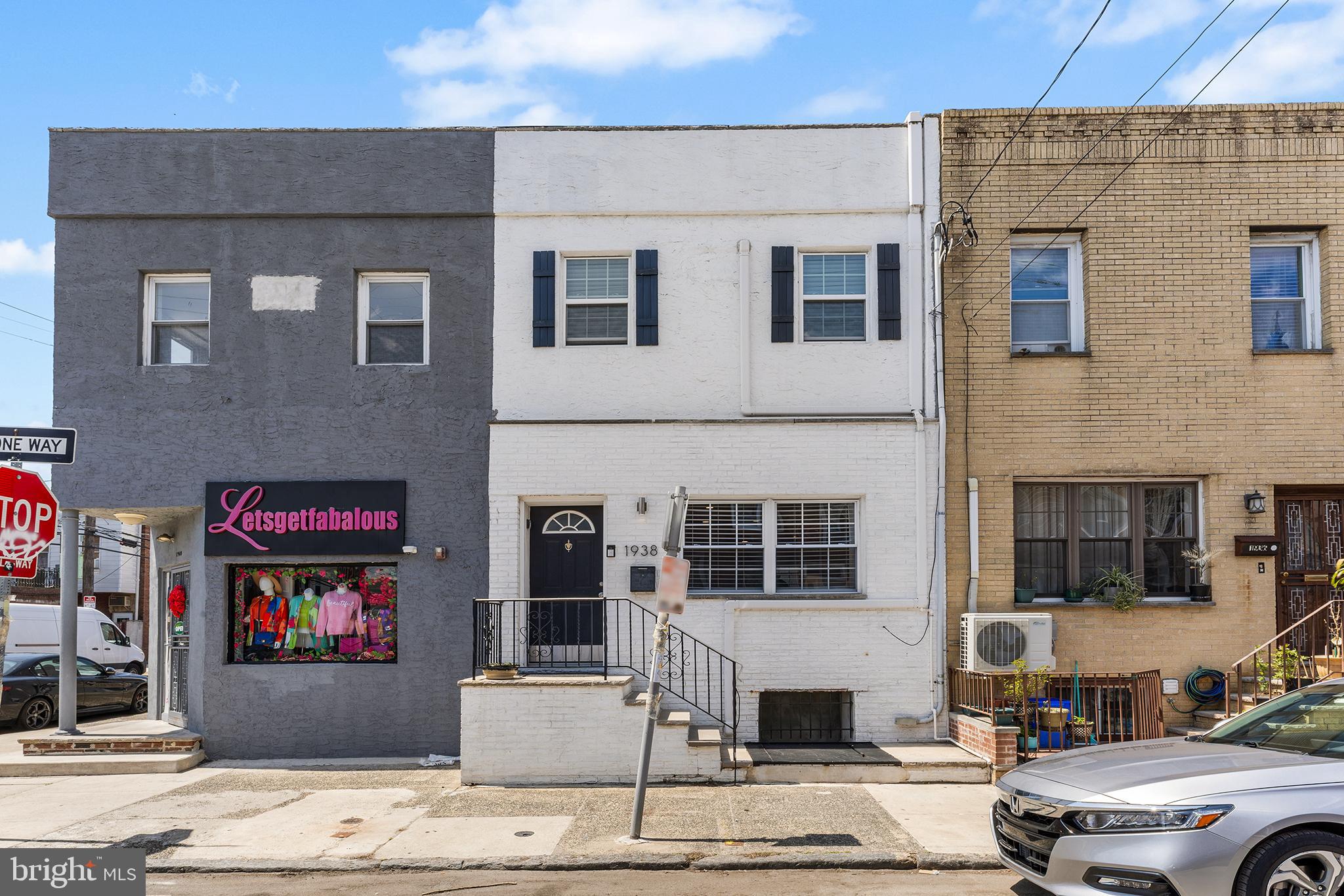 POINT BREEZE - Residential