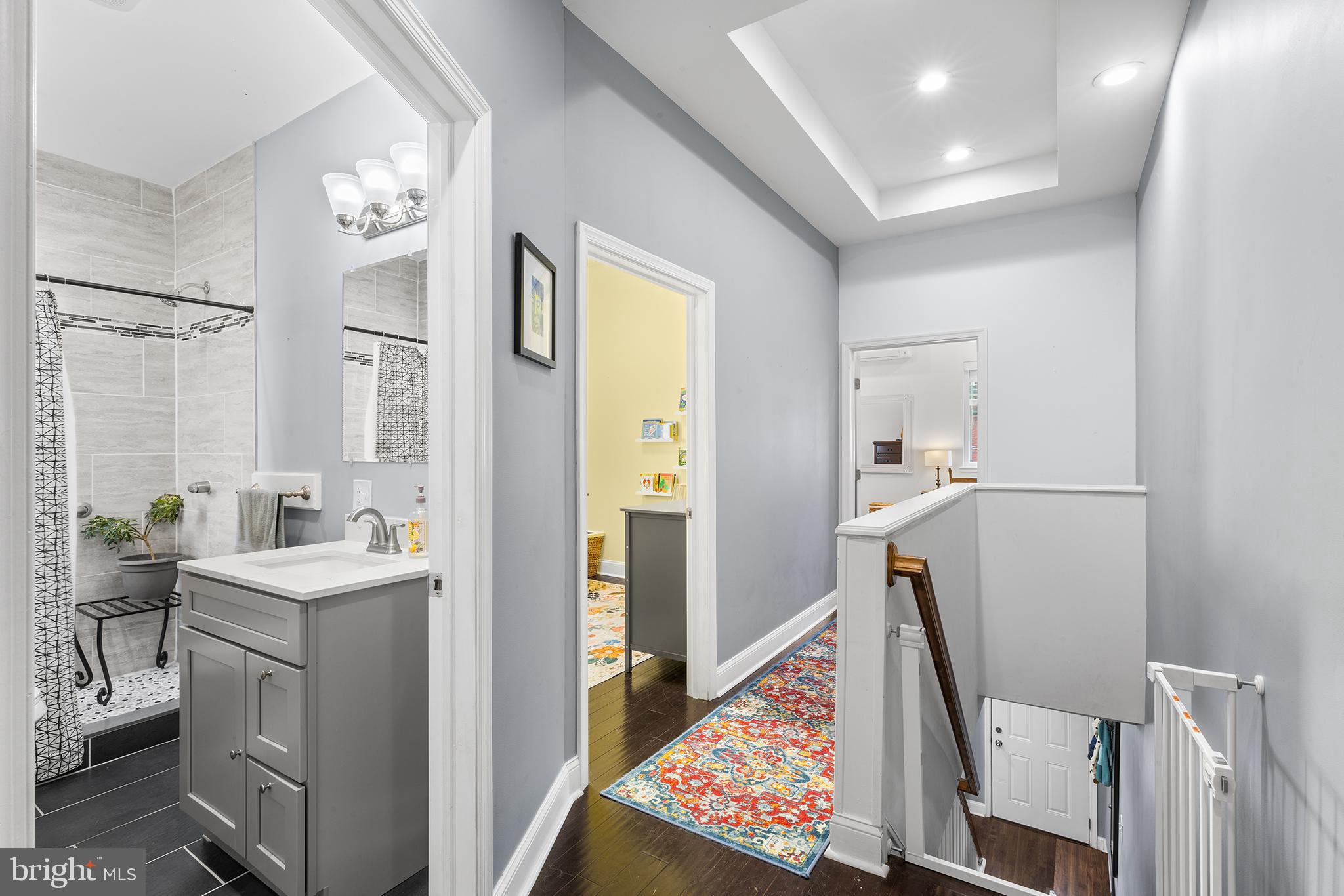 POINT BREEZE - Residential