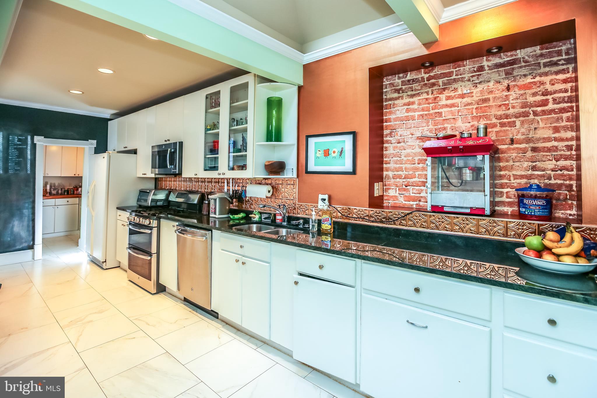 BUTCHER'S HILL - Residential