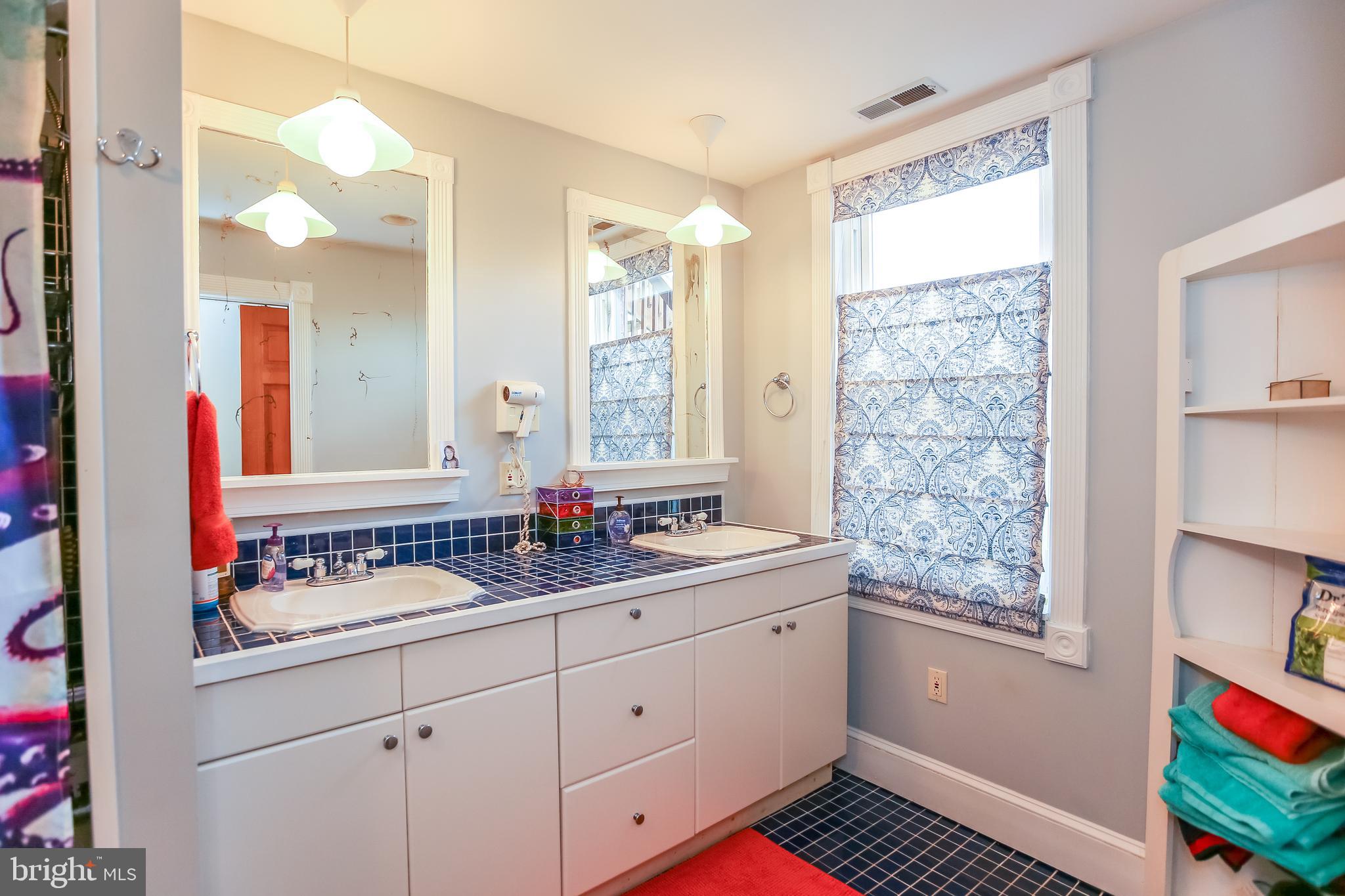 BUTCHER'S HILL - Residential