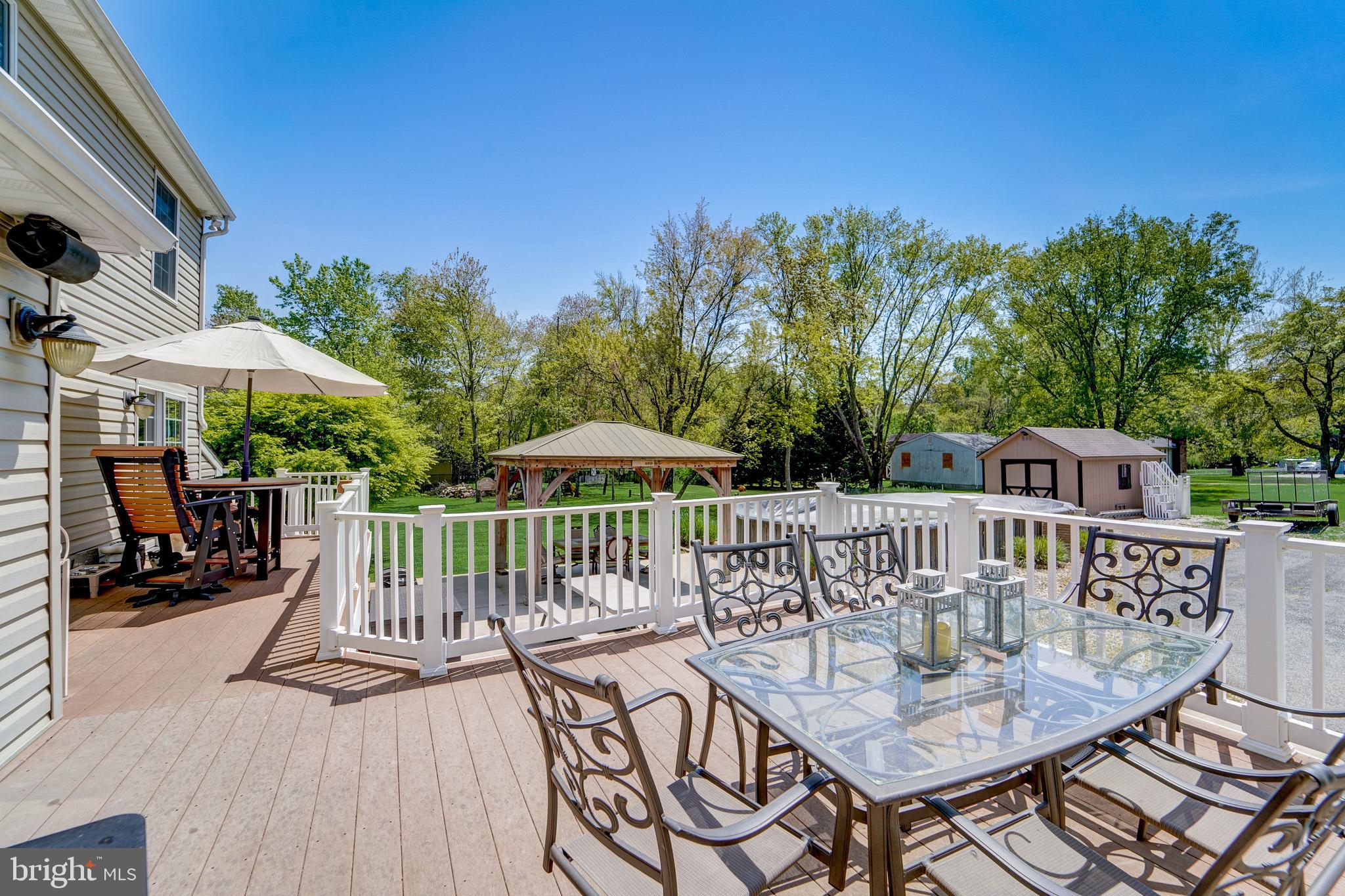 DARRYL GARDENS - Residential