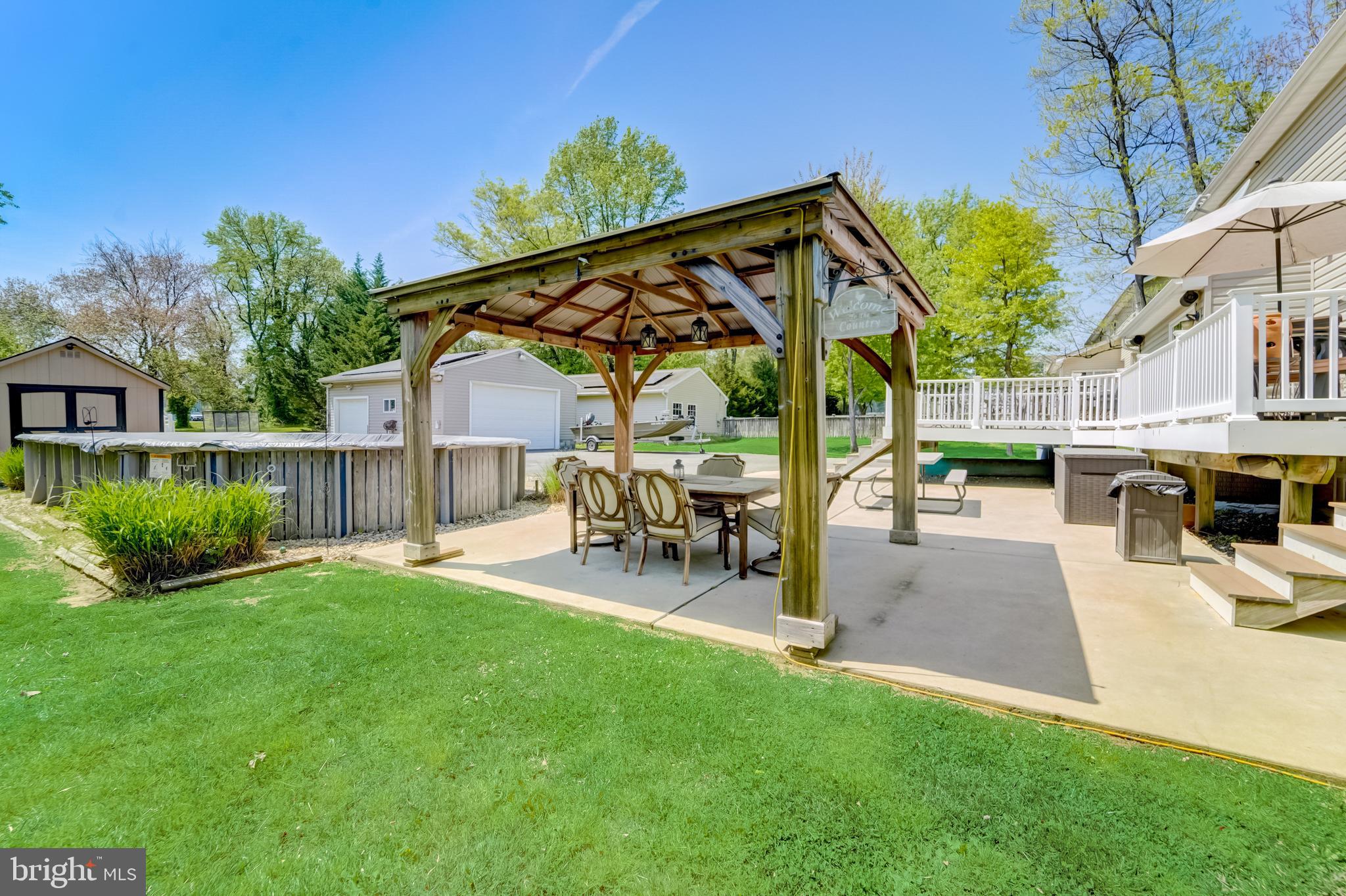 DARRYL GARDENS - Residential