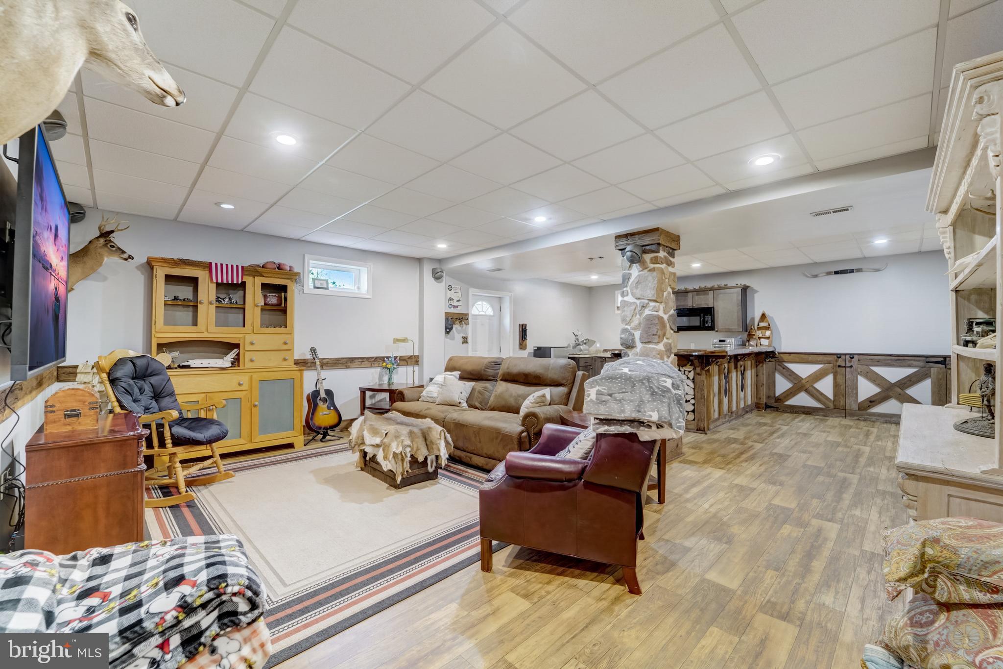 DARRYL GARDENS - Residential