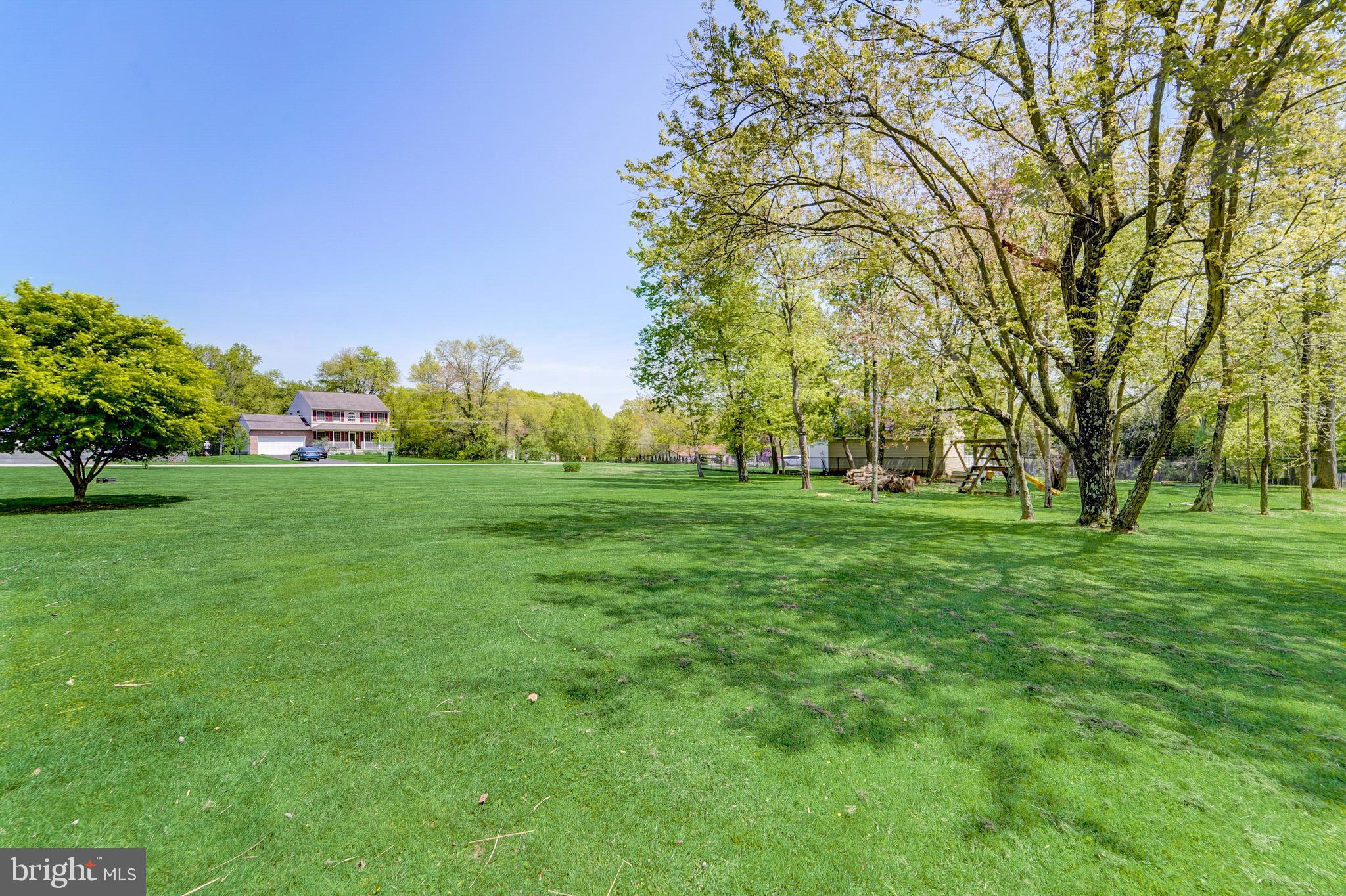 DARRYL GARDENS - Residential