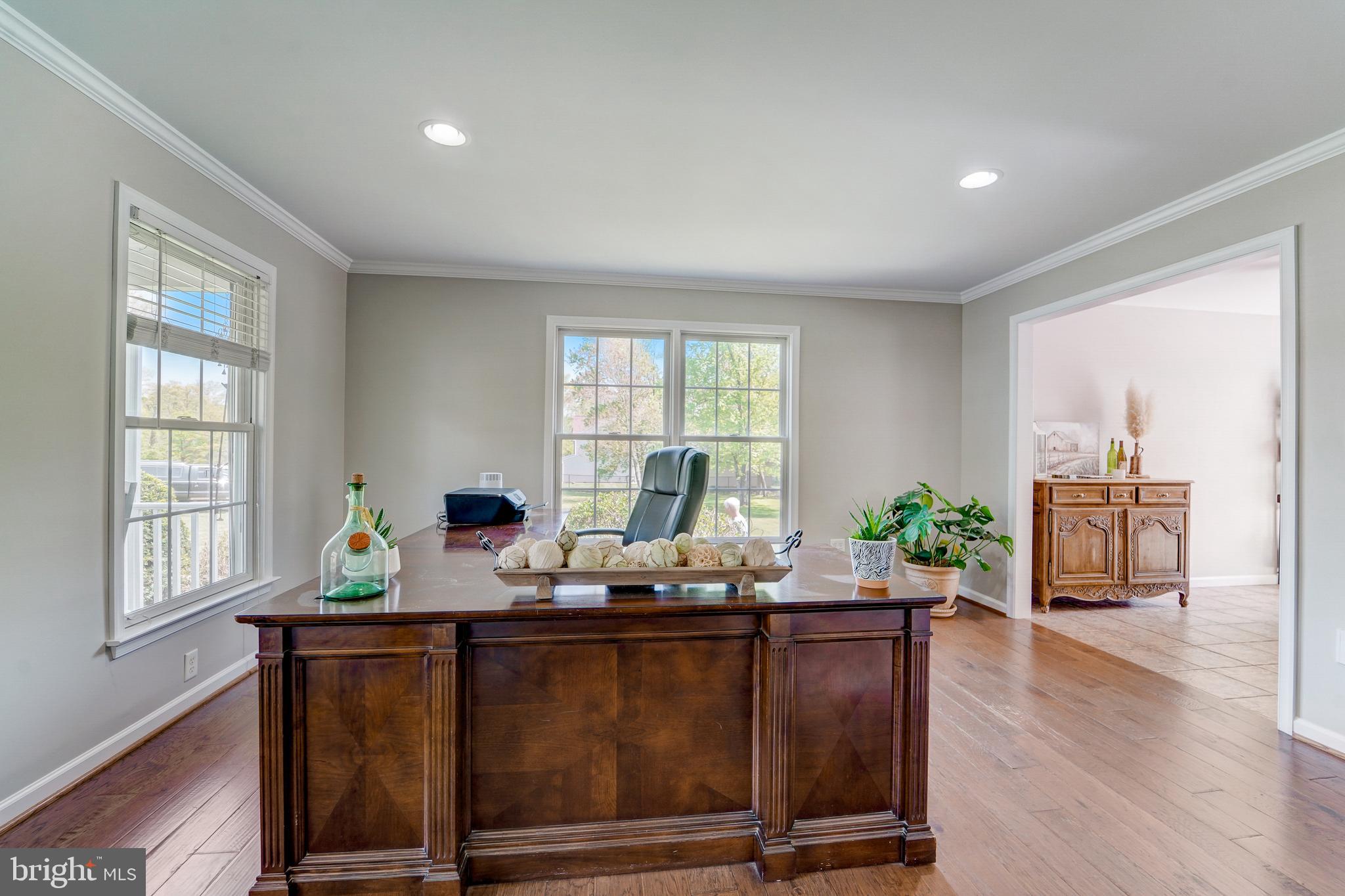 DARRYL GARDENS - Residential