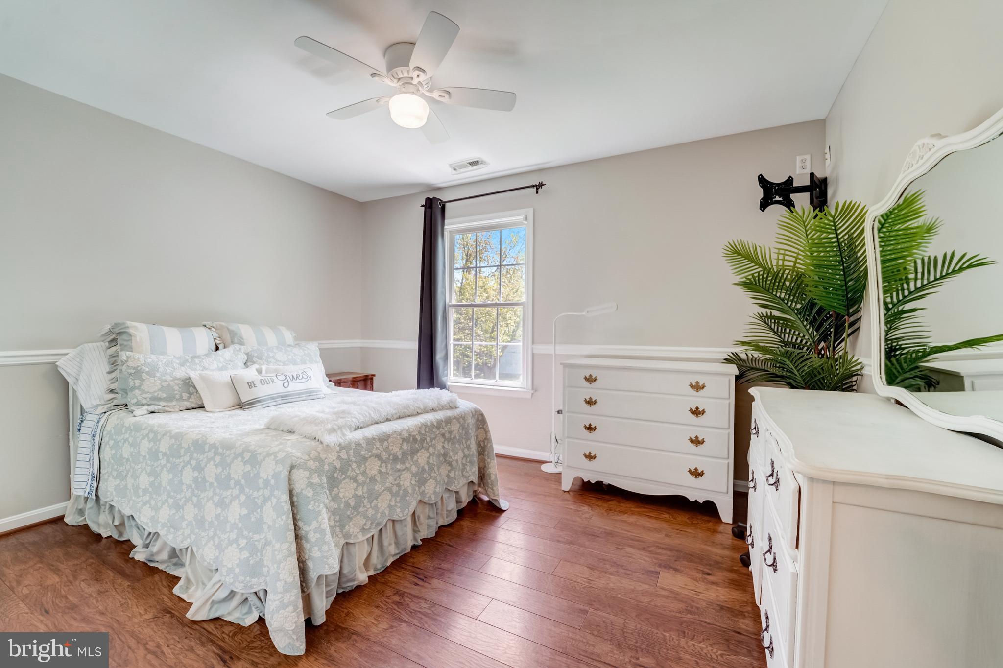 DARRYL GARDENS - Residential