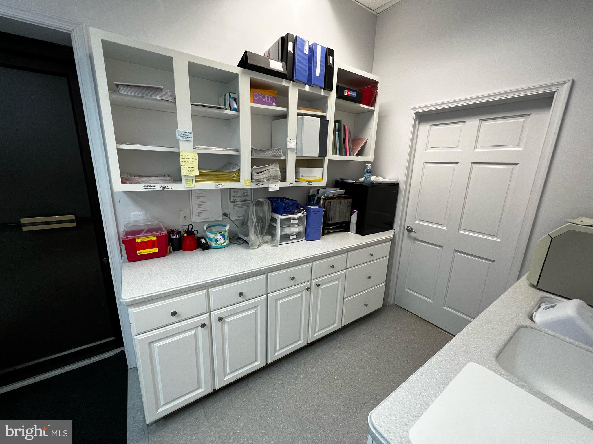 NONE AVAILABLE - Commercial Lease