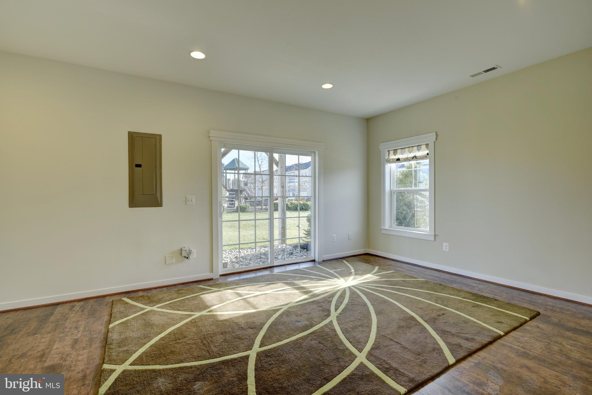 SNOWDEN BRIDGE - Residential Lease