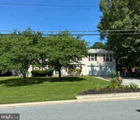 8 SUNNYKING DRIVE