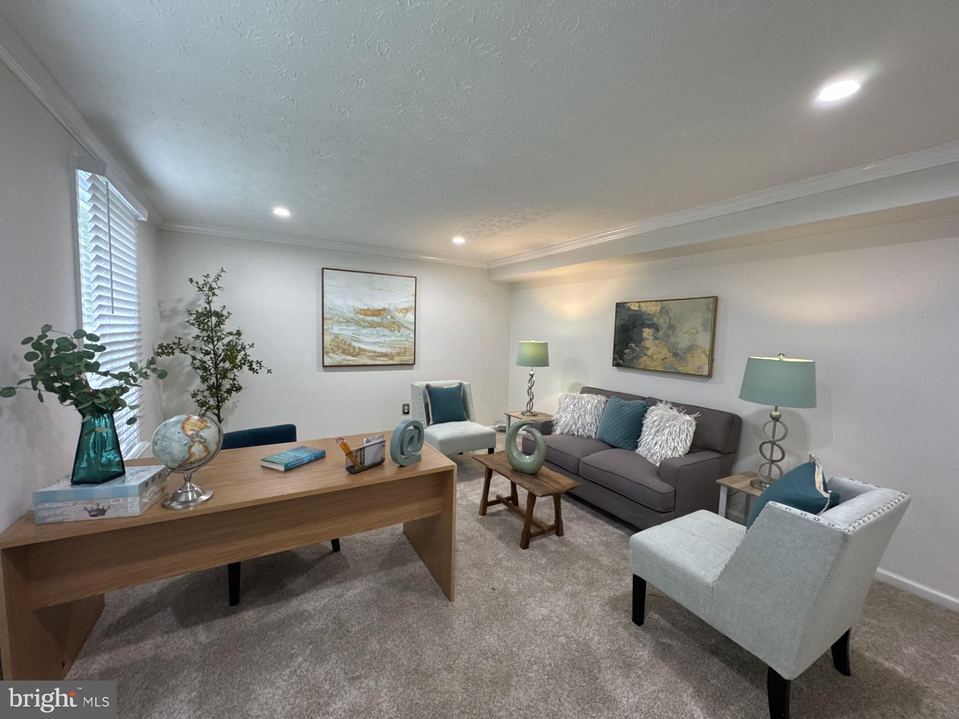 8 SUNNYKING DRIVE
