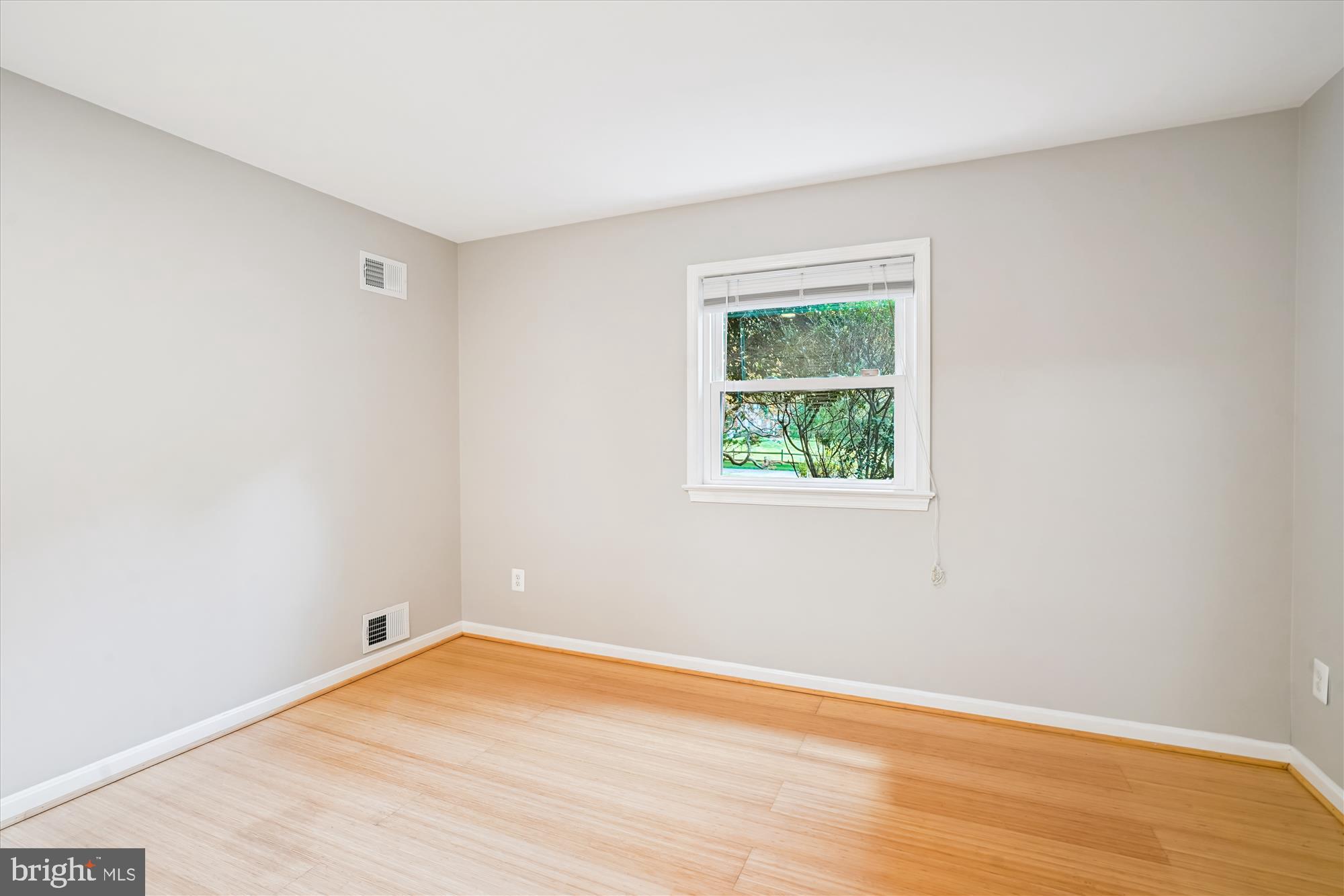 LAKEWOOD ESTATES - Residential