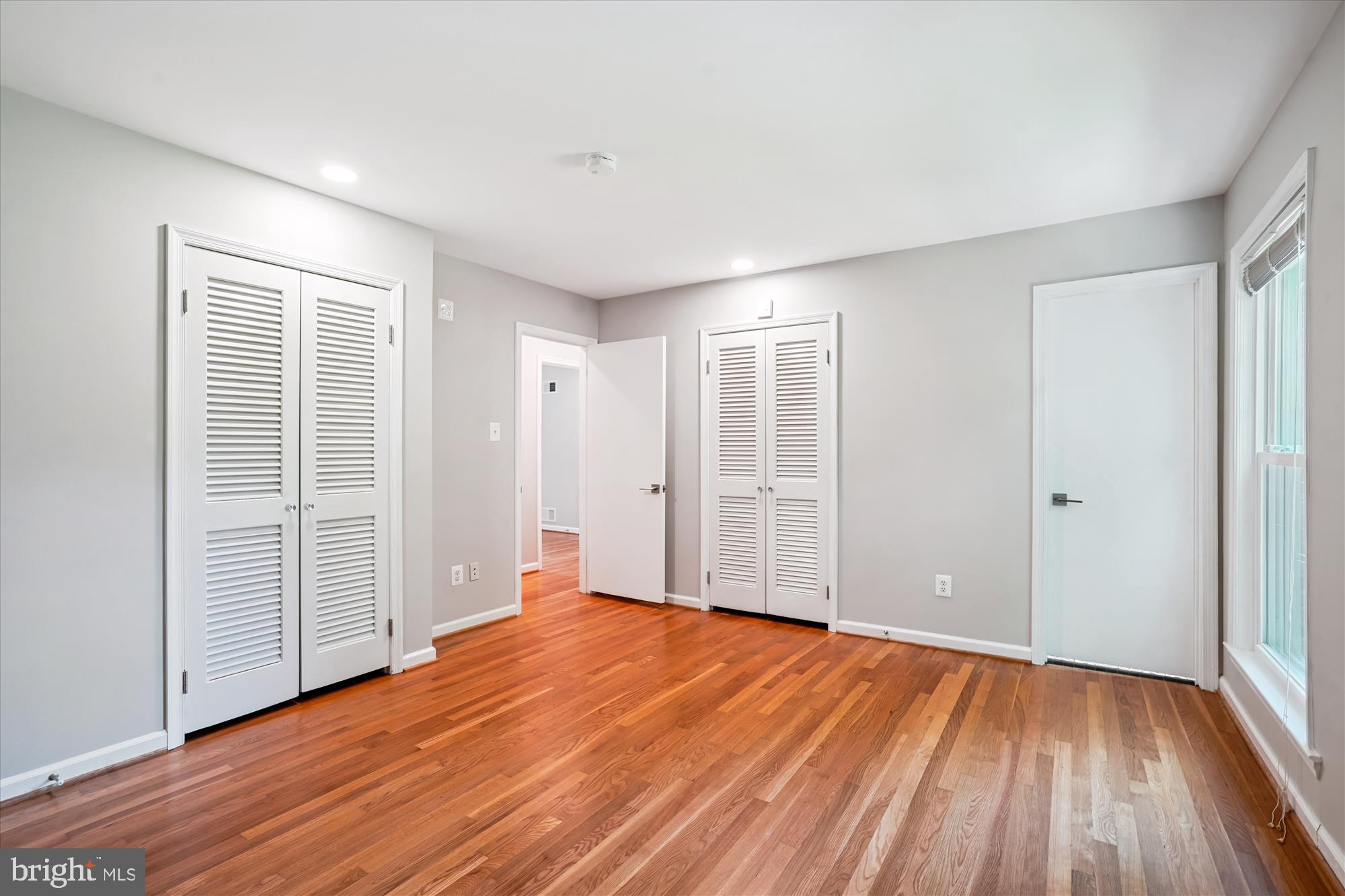 LAKEWOOD ESTATES - Residential