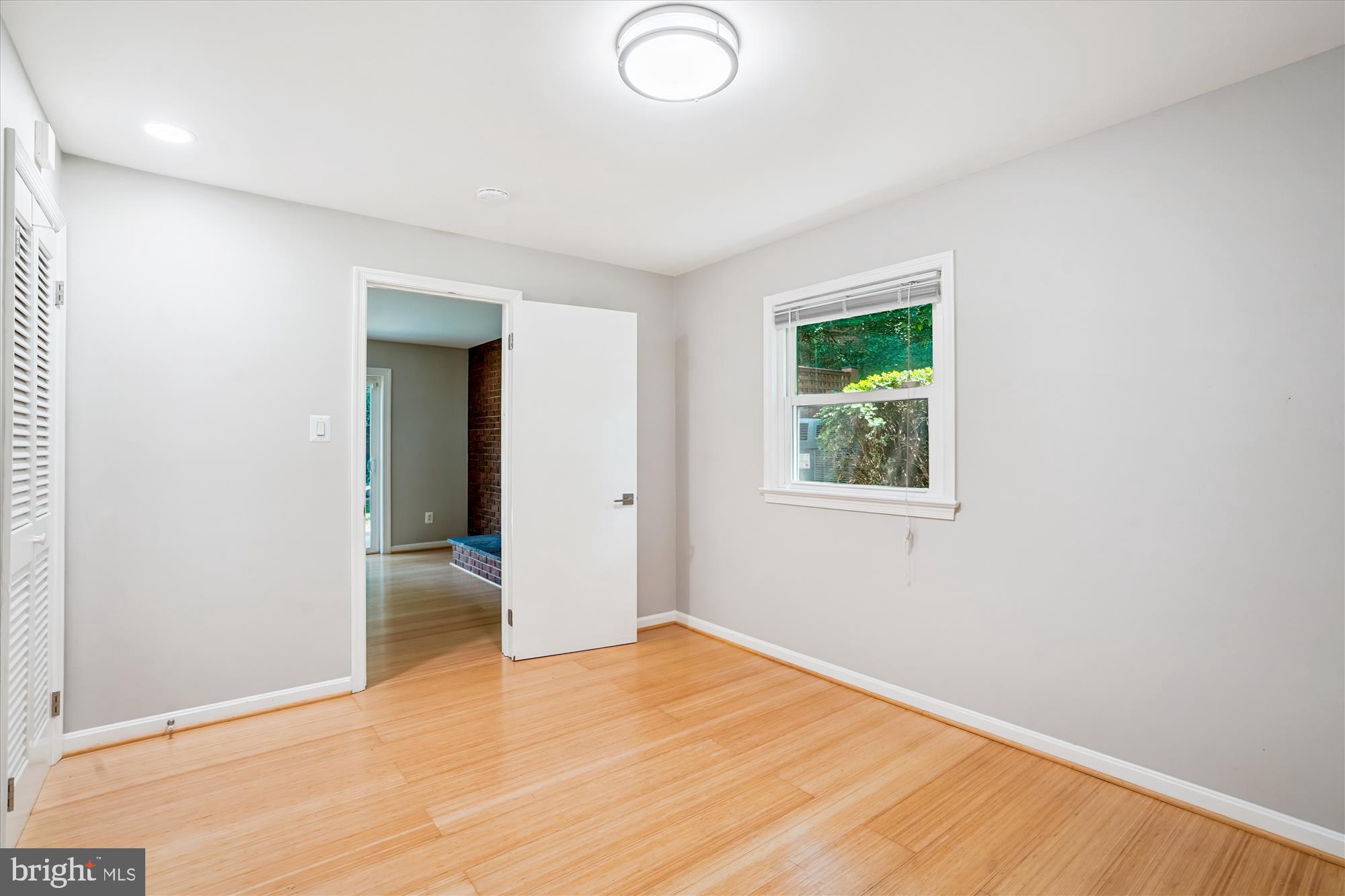 LAKEWOOD ESTATES - Residential