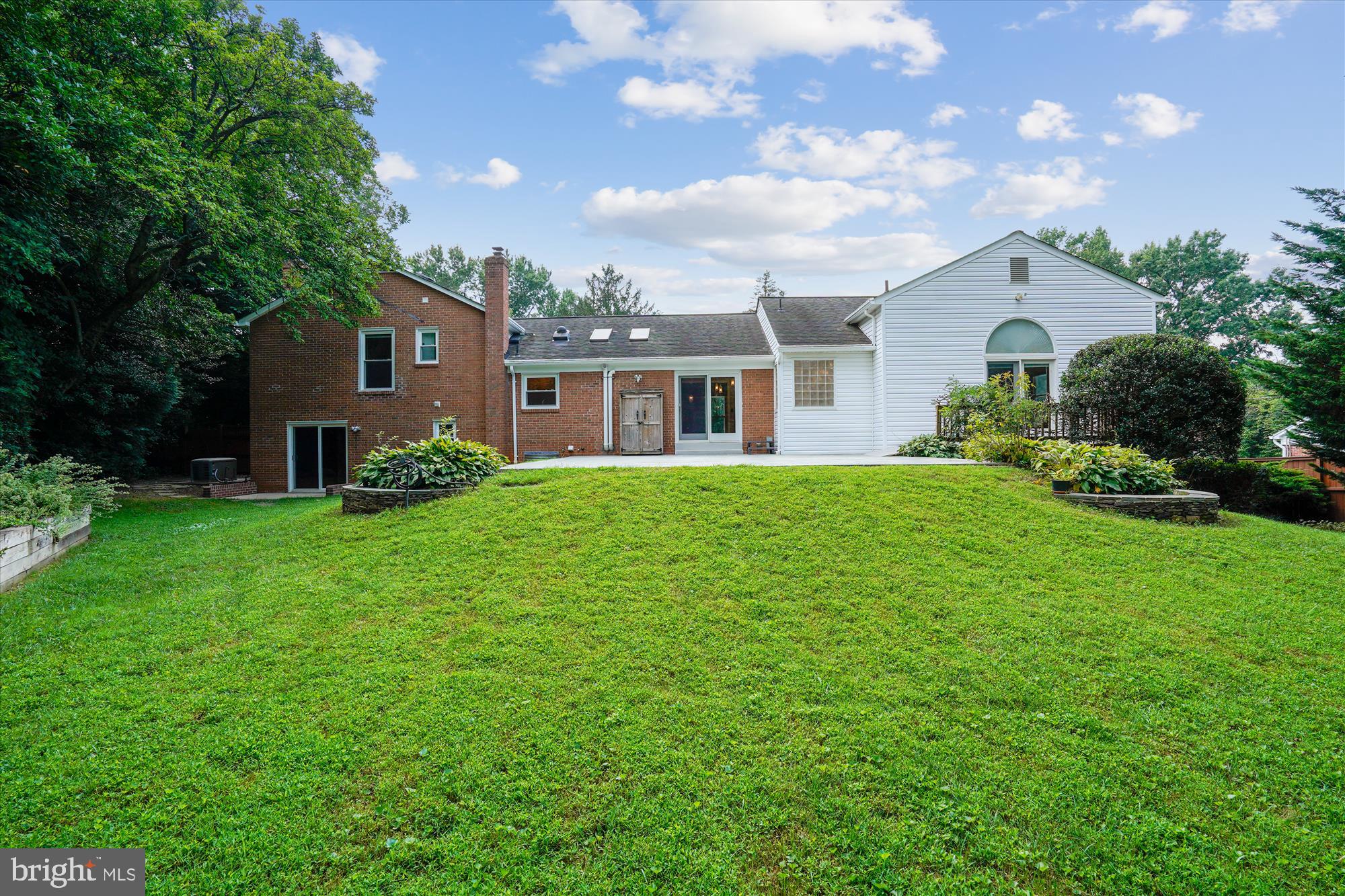 LAKEWOOD ESTATES - Residential