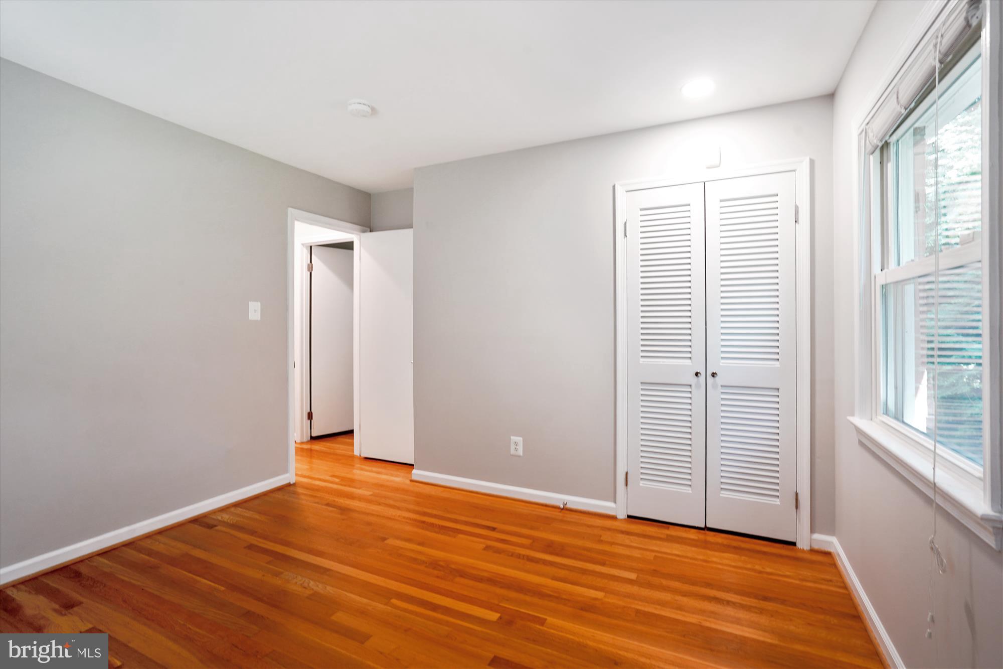 LAKEWOOD ESTATES - Residential