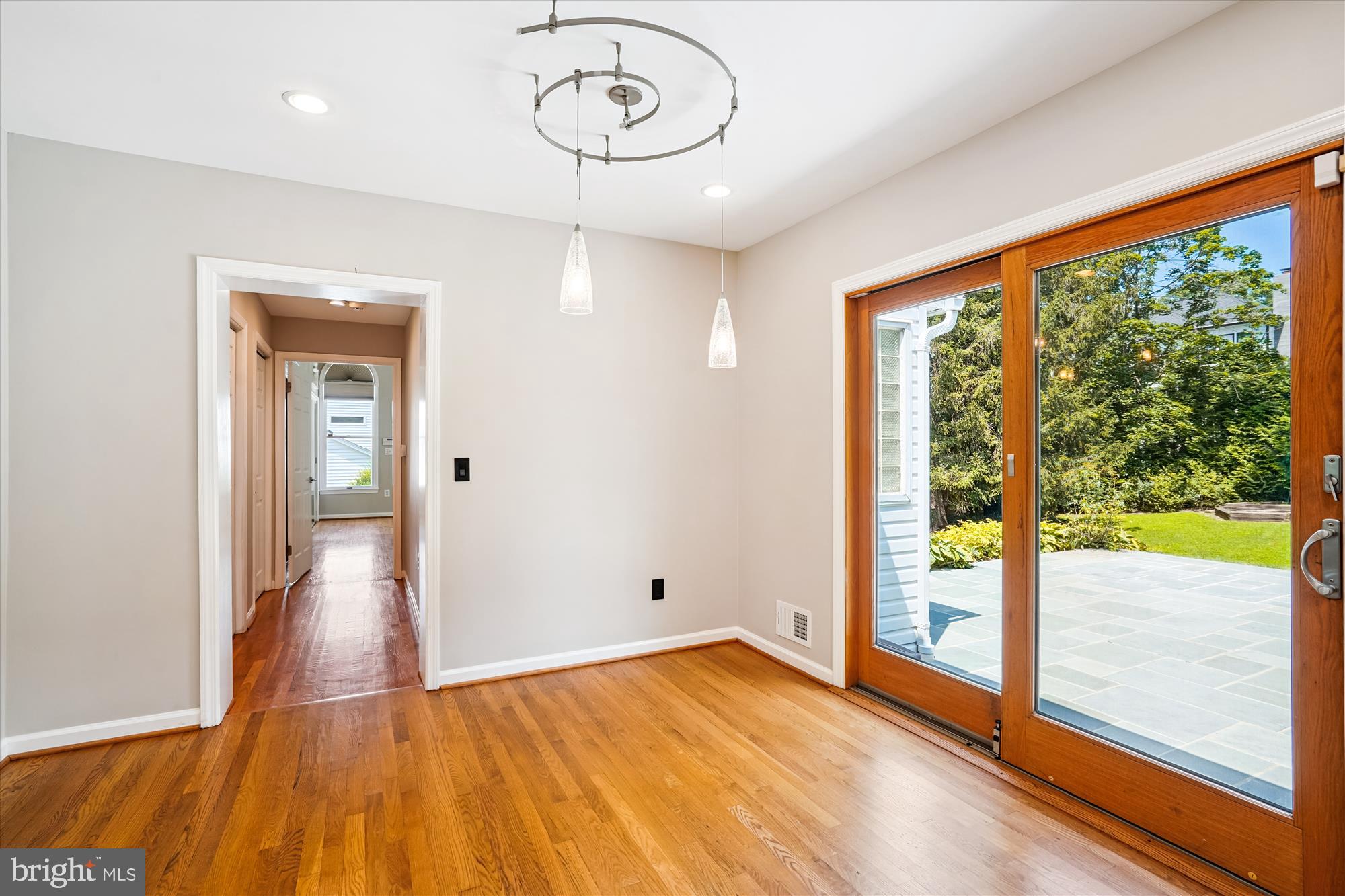 LAKEWOOD ESTATES - Residential