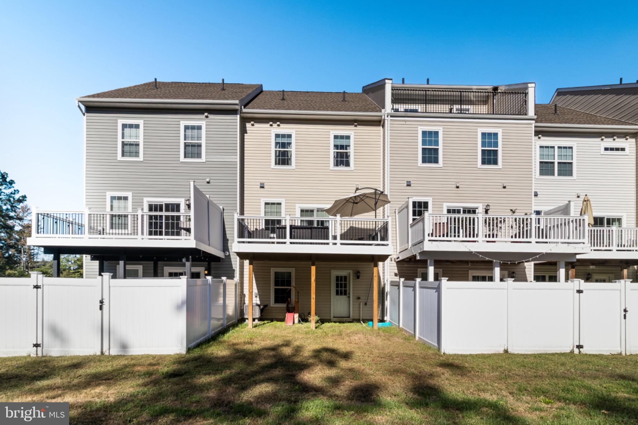 THE WOODS AT MYRTLE POINT - Residential