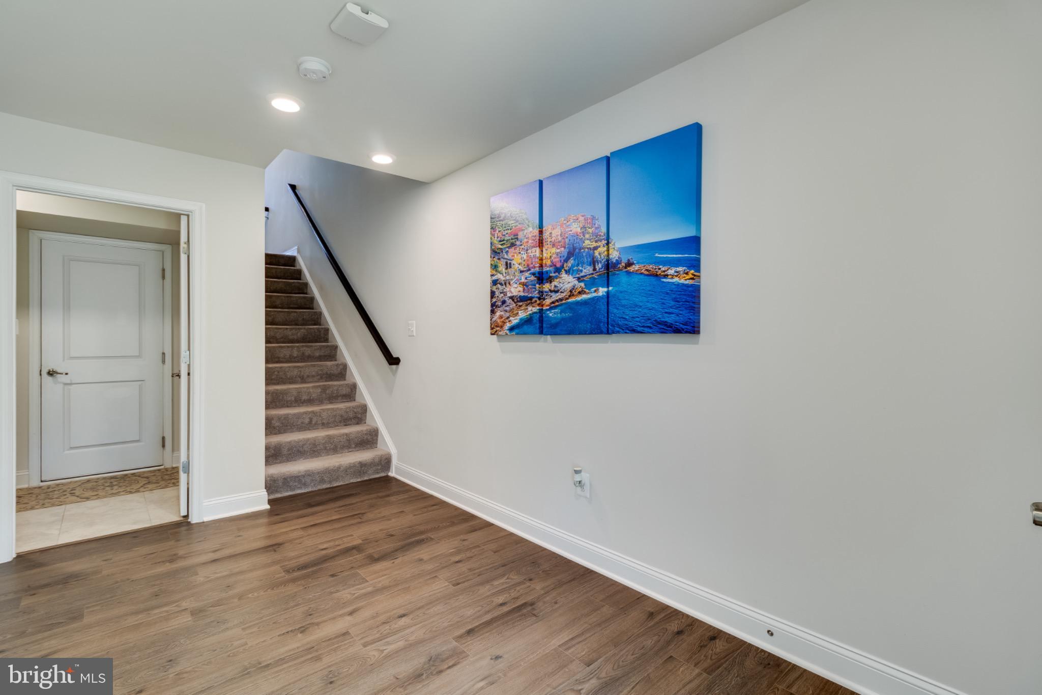 THE WOODS AT MYRTLE POINT - Residential