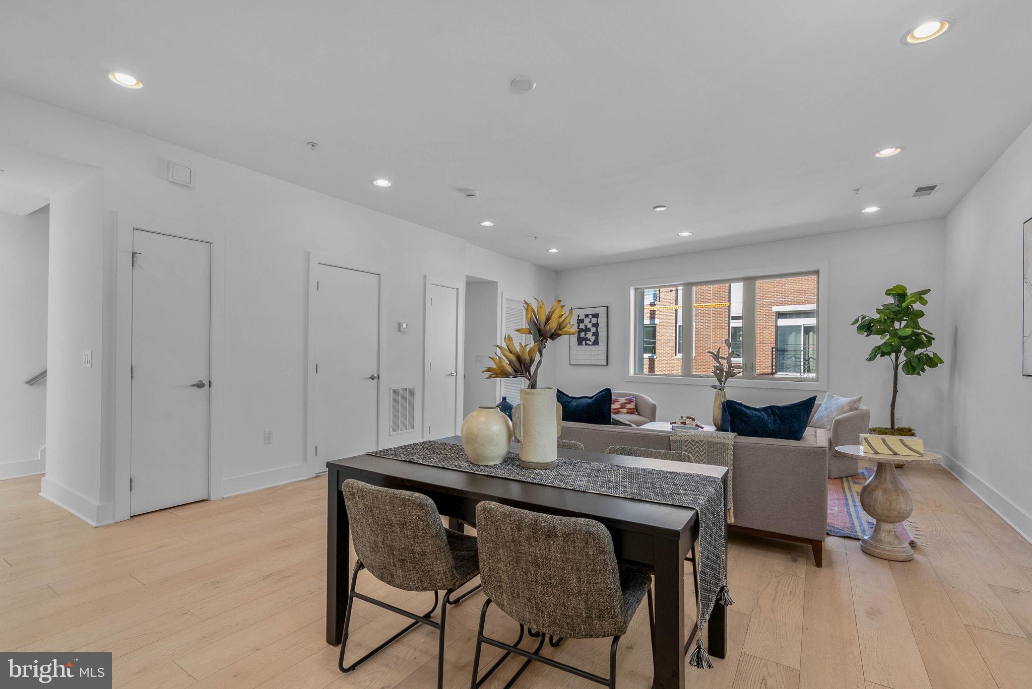 BELLA VISTA - Residential