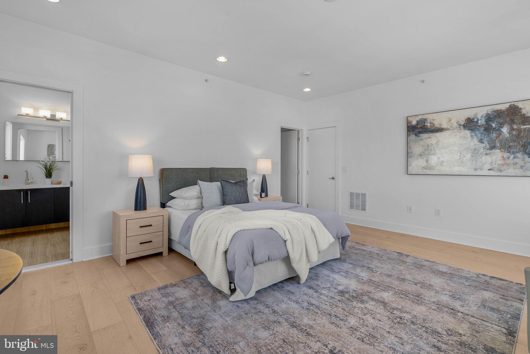 BELLA VISTA - Residential