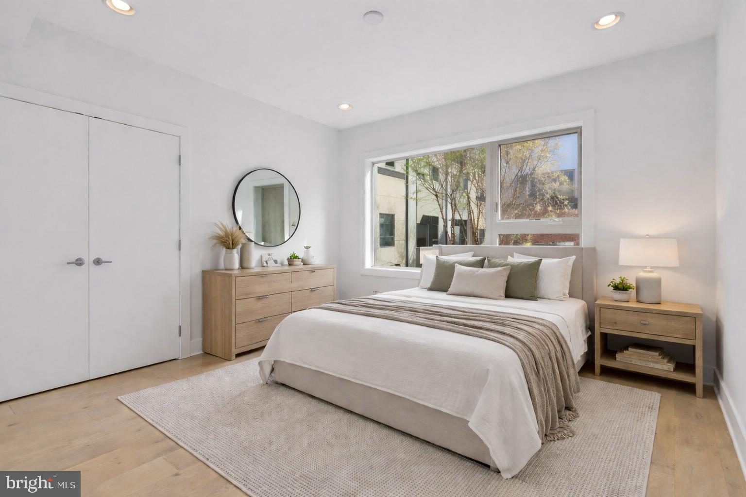 BELLA VISTA - Residential