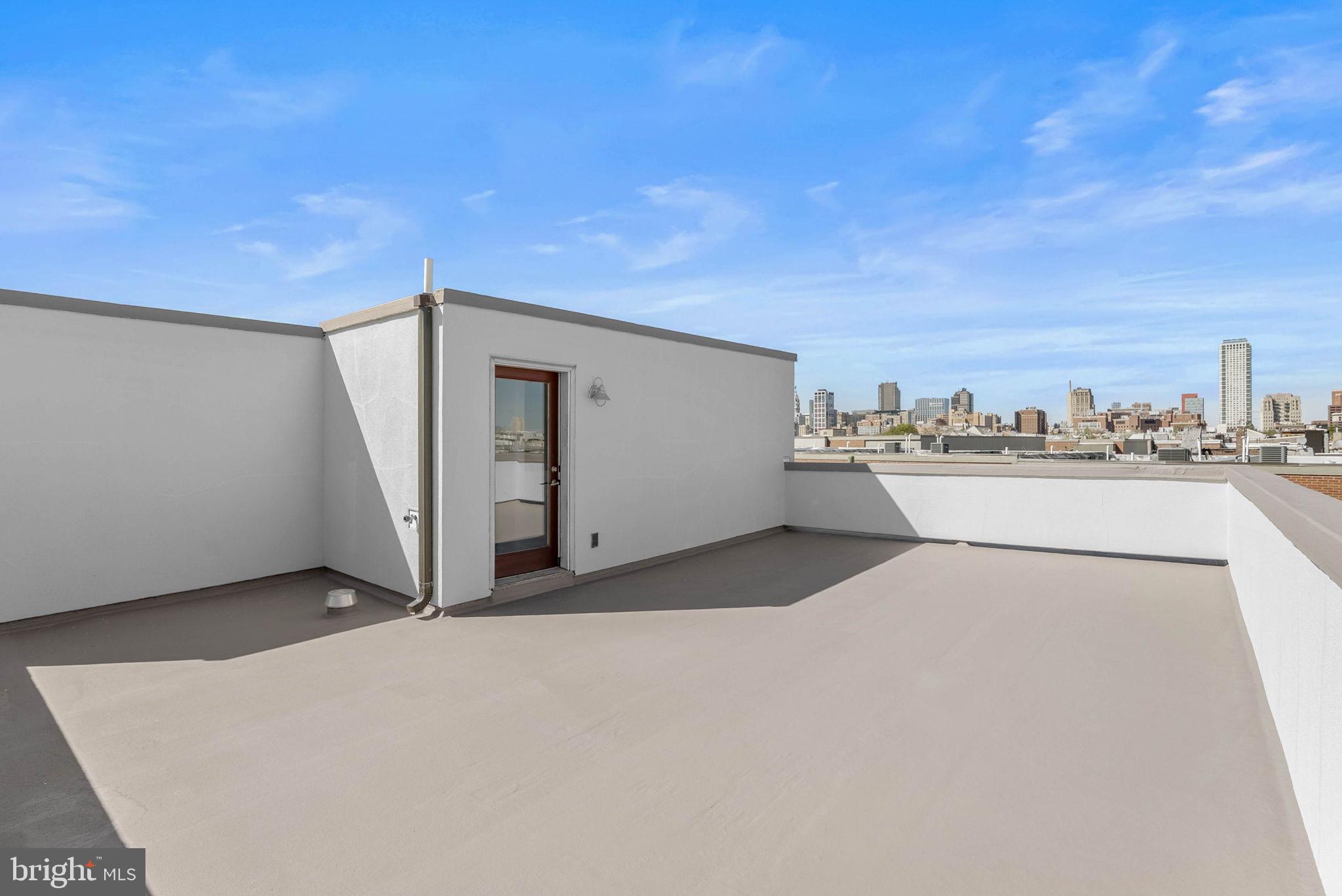 BELLA VISTA - Residential