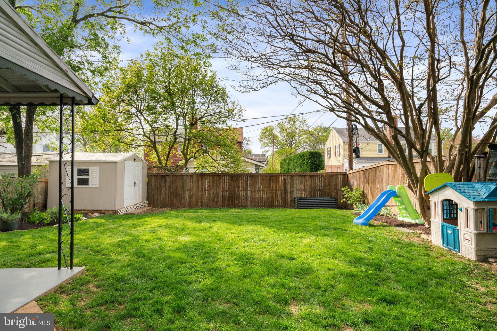 JEFFERSON MANOR - Residential