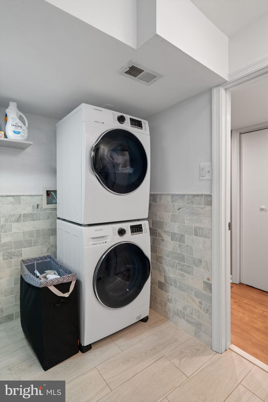 JEFFERSON MANOR - Residential