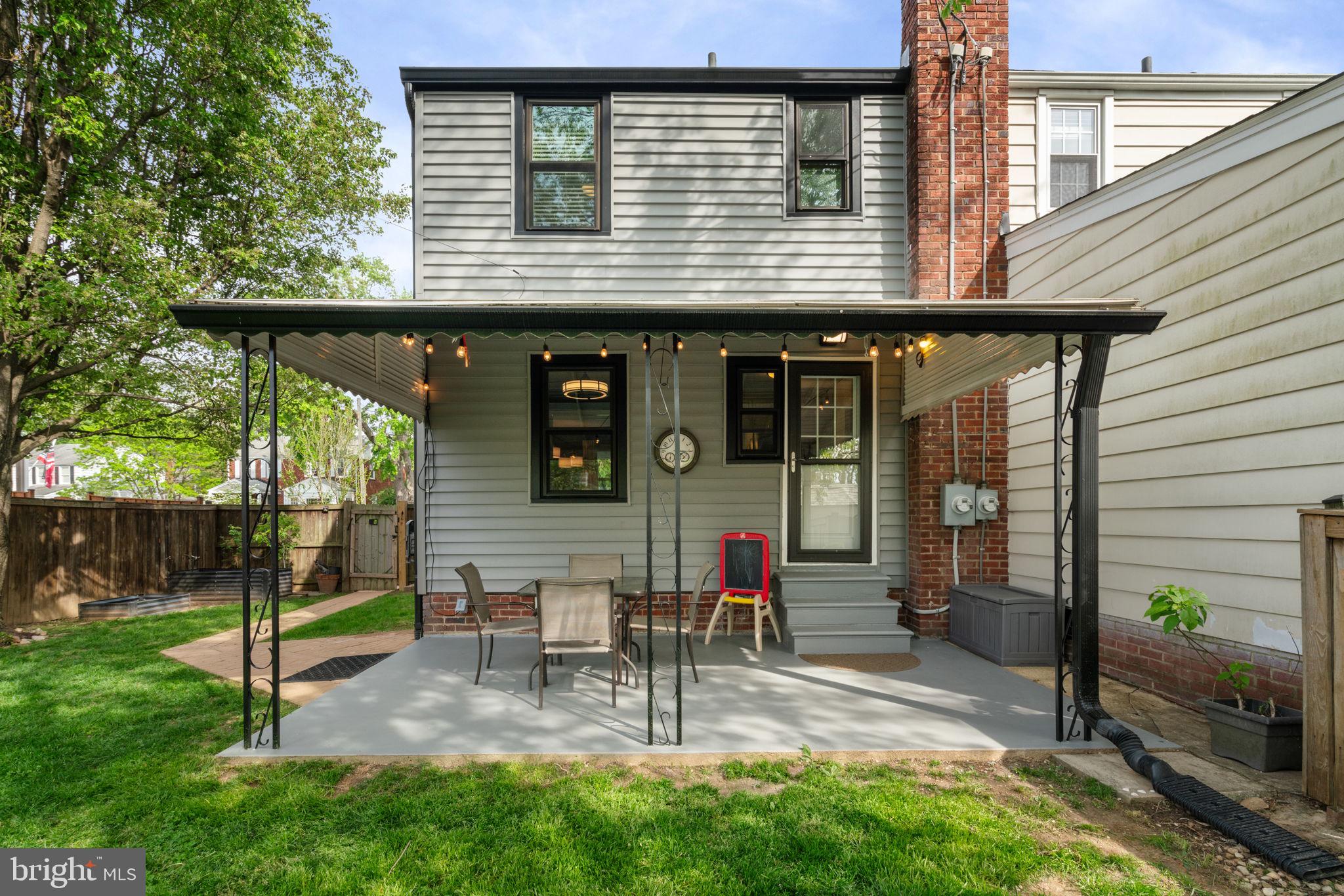 JEFFERSON MANOR - Residential