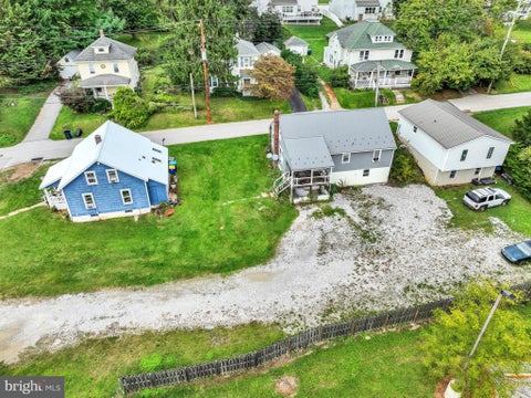 Homes For Sale - 17 N Hill St St<br/> STEWARTSTOWN, PA 17363