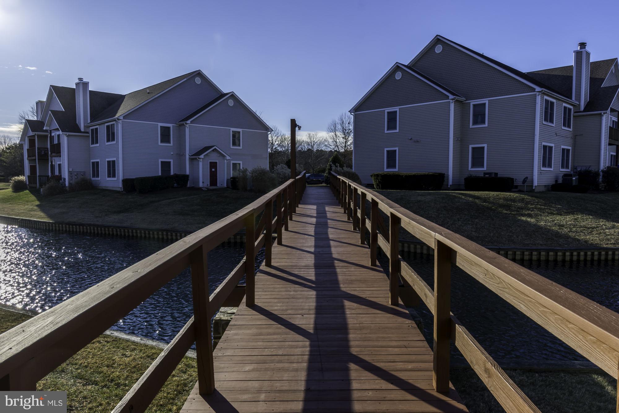 BAYSIDE MARINA - Residential Lease