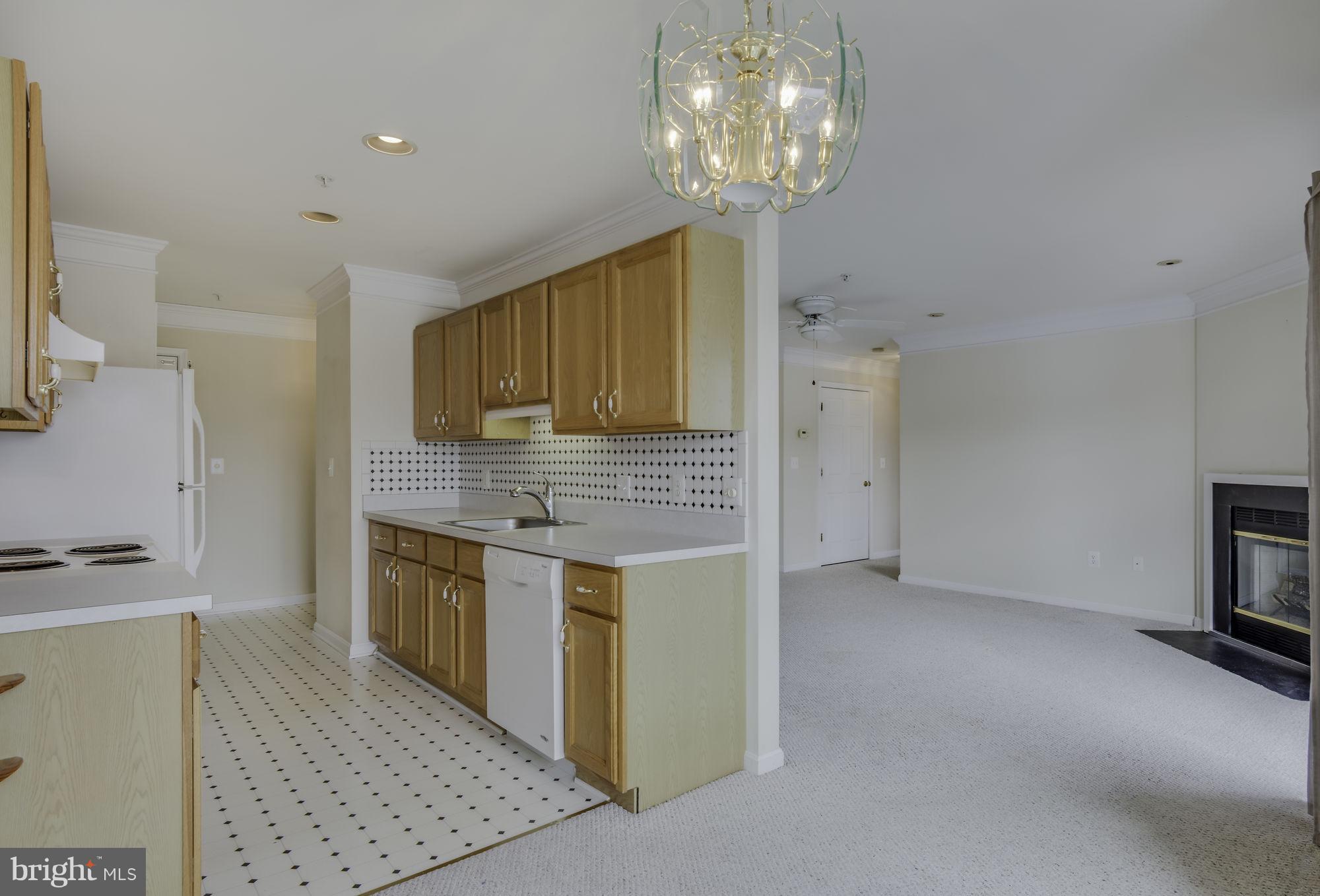 BAYSIDE MARINA - Residential Lease