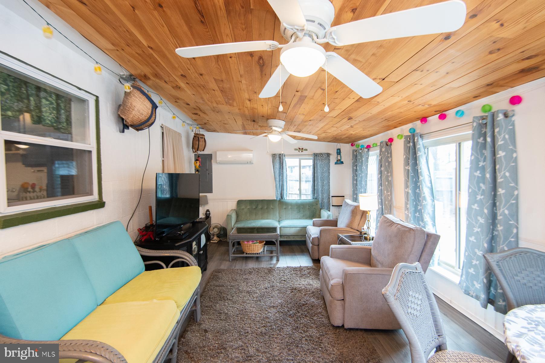 SEABREEZE - Residential