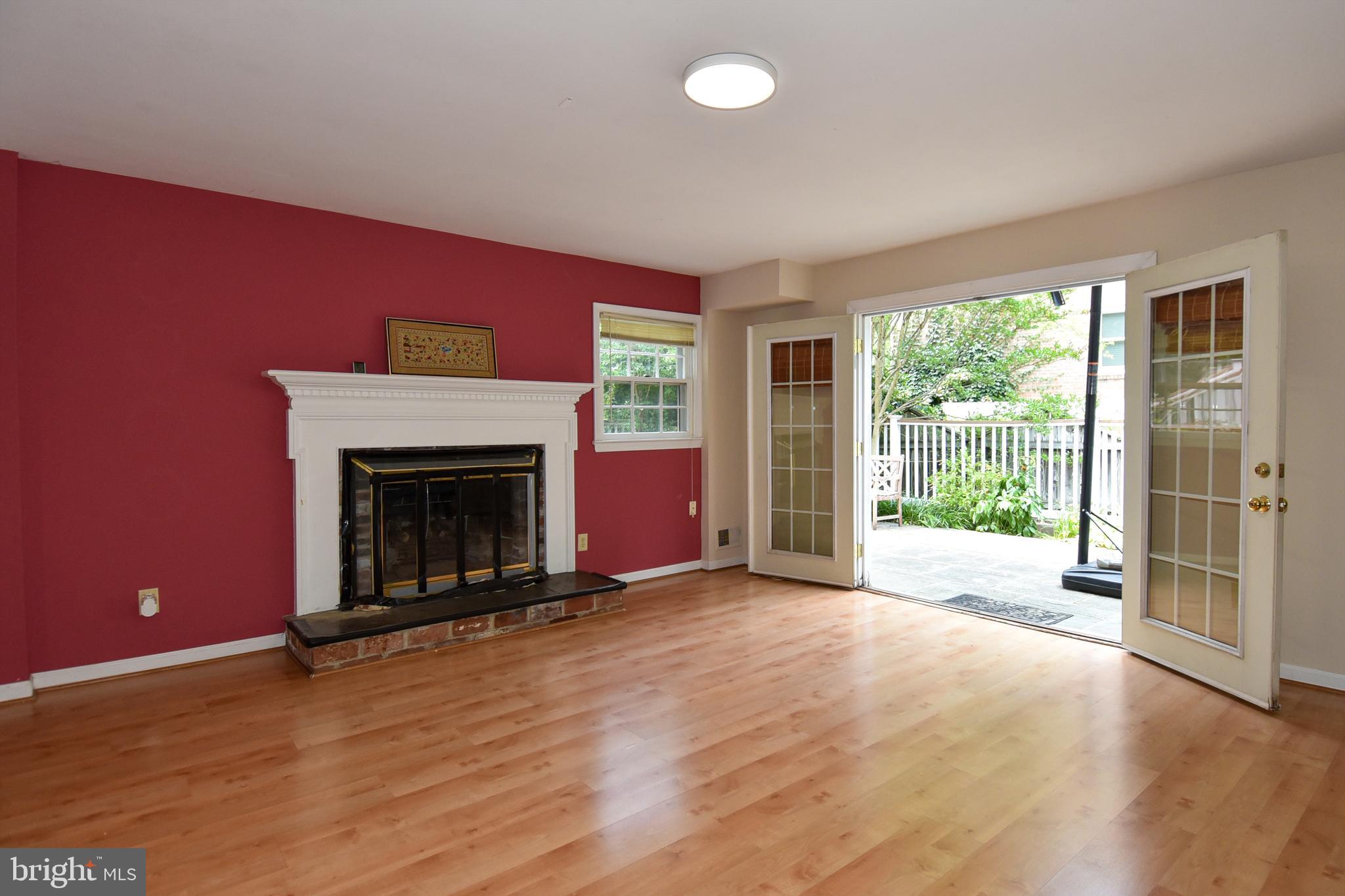 MAPLEWOOD - Residential Lease