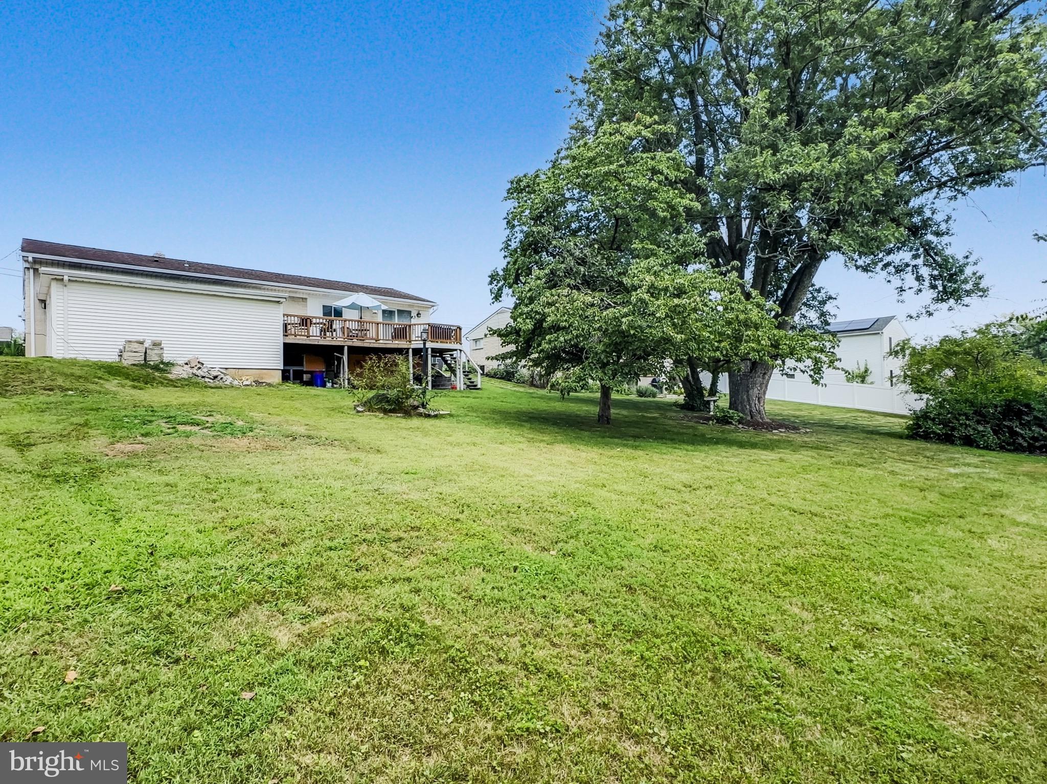 2482 BERKSHIRE LANE